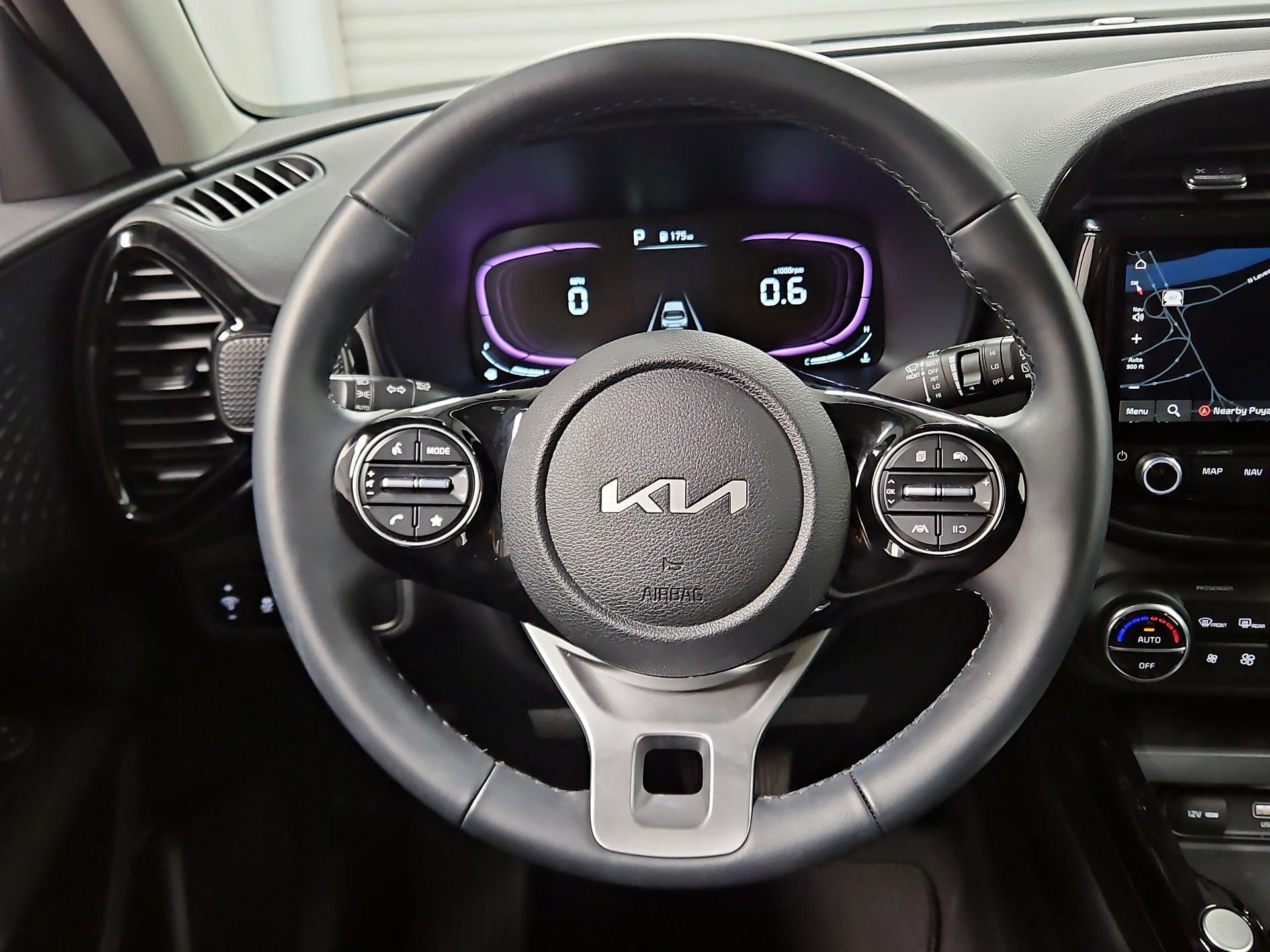 Thumbnail: 2023 Kia Soul - 10