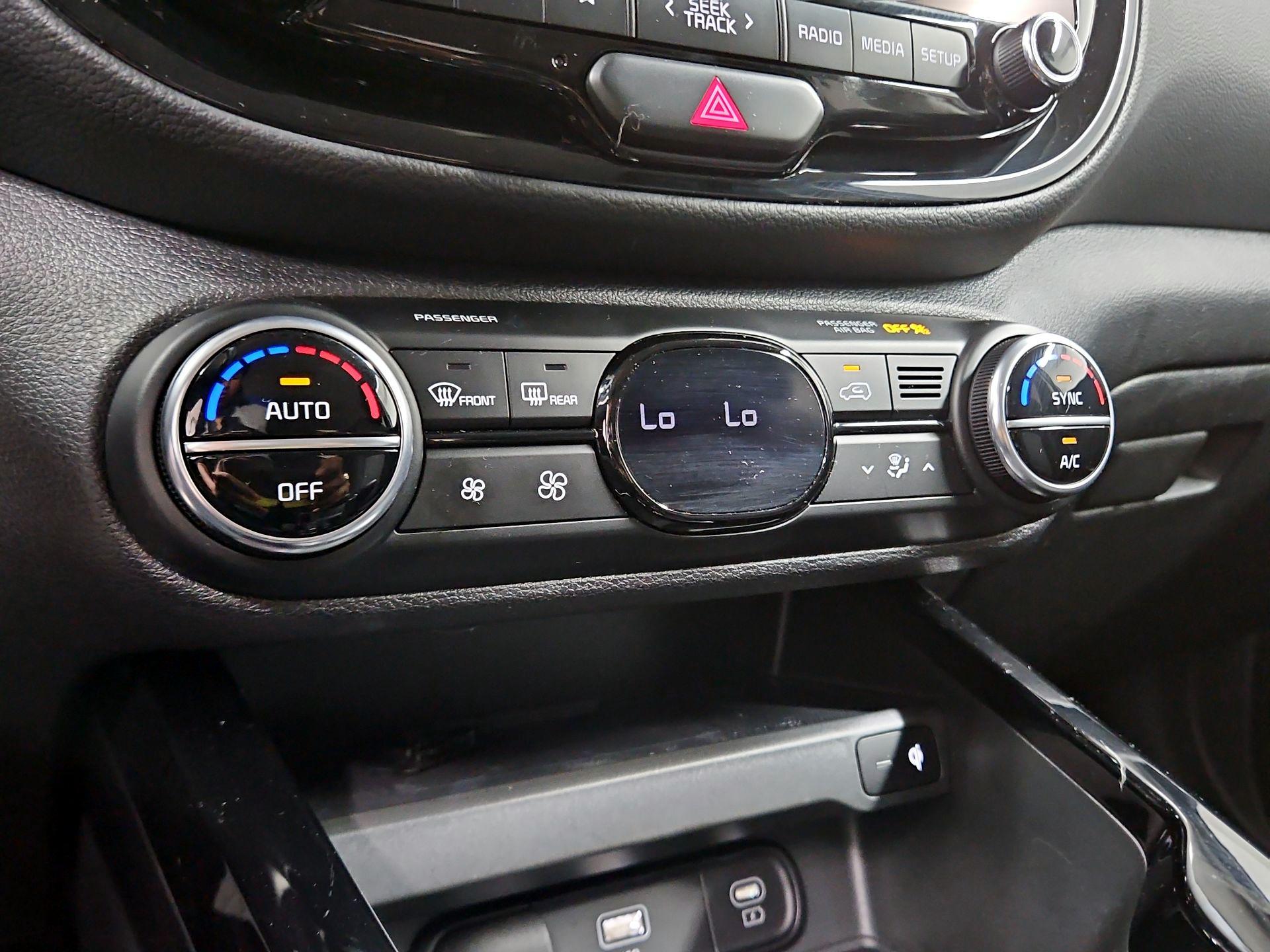 Thumbnail: 2023 Kia Soul - 17