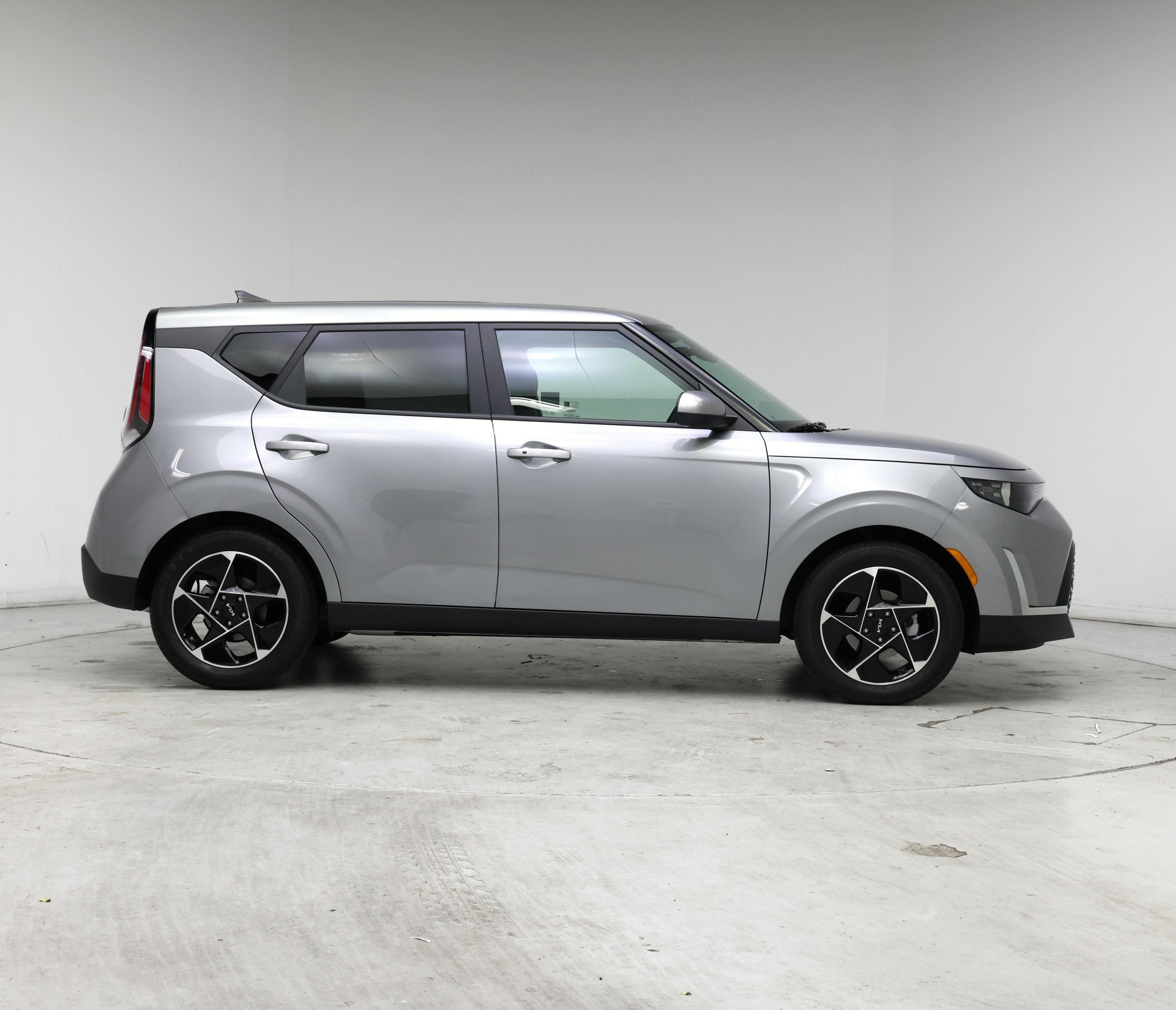 Thumbnail: 2023 Kia Soul - 7
