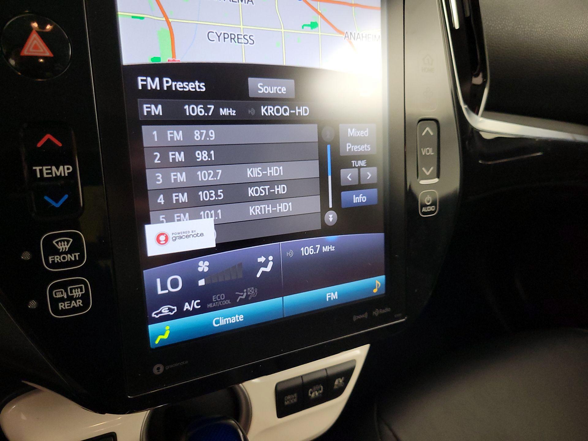 Thumbnail: 2019 Toyota Prius Prime - 15