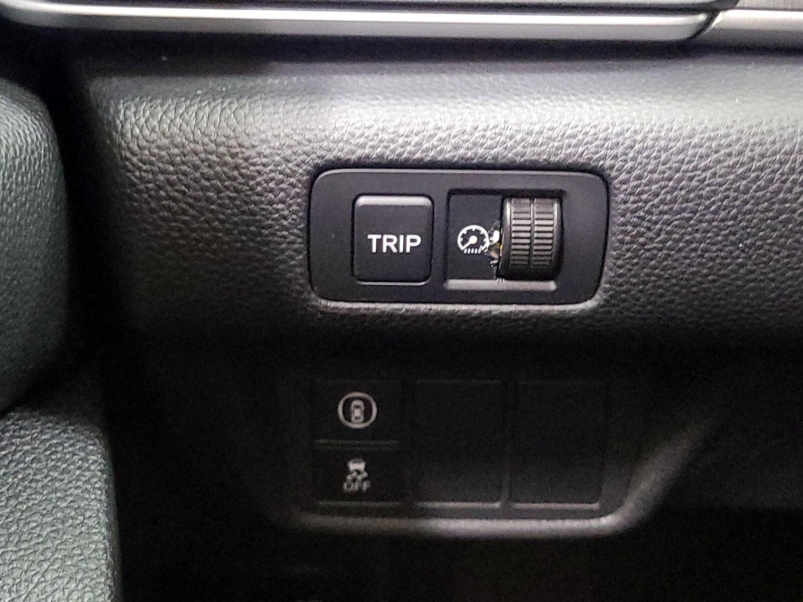 2019 Honda Accord LX - Photo 14