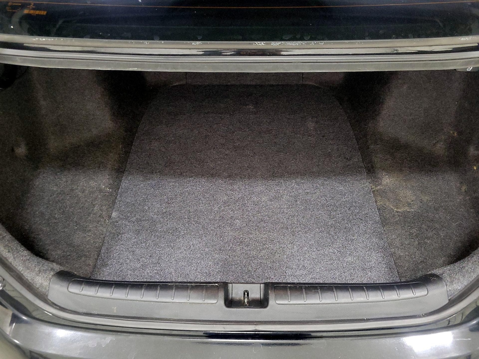 2019 Honda Accord LX - Photo 21