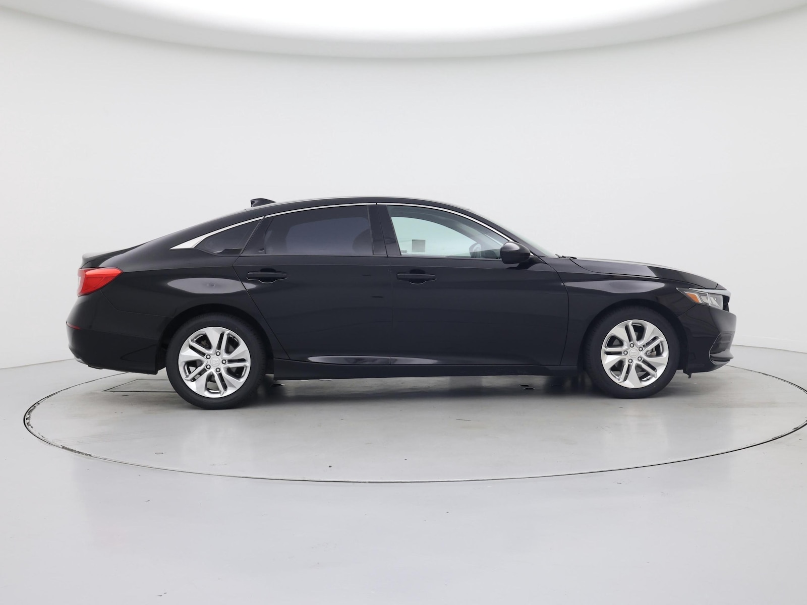 2019 Honda Accord LX - Photo 8