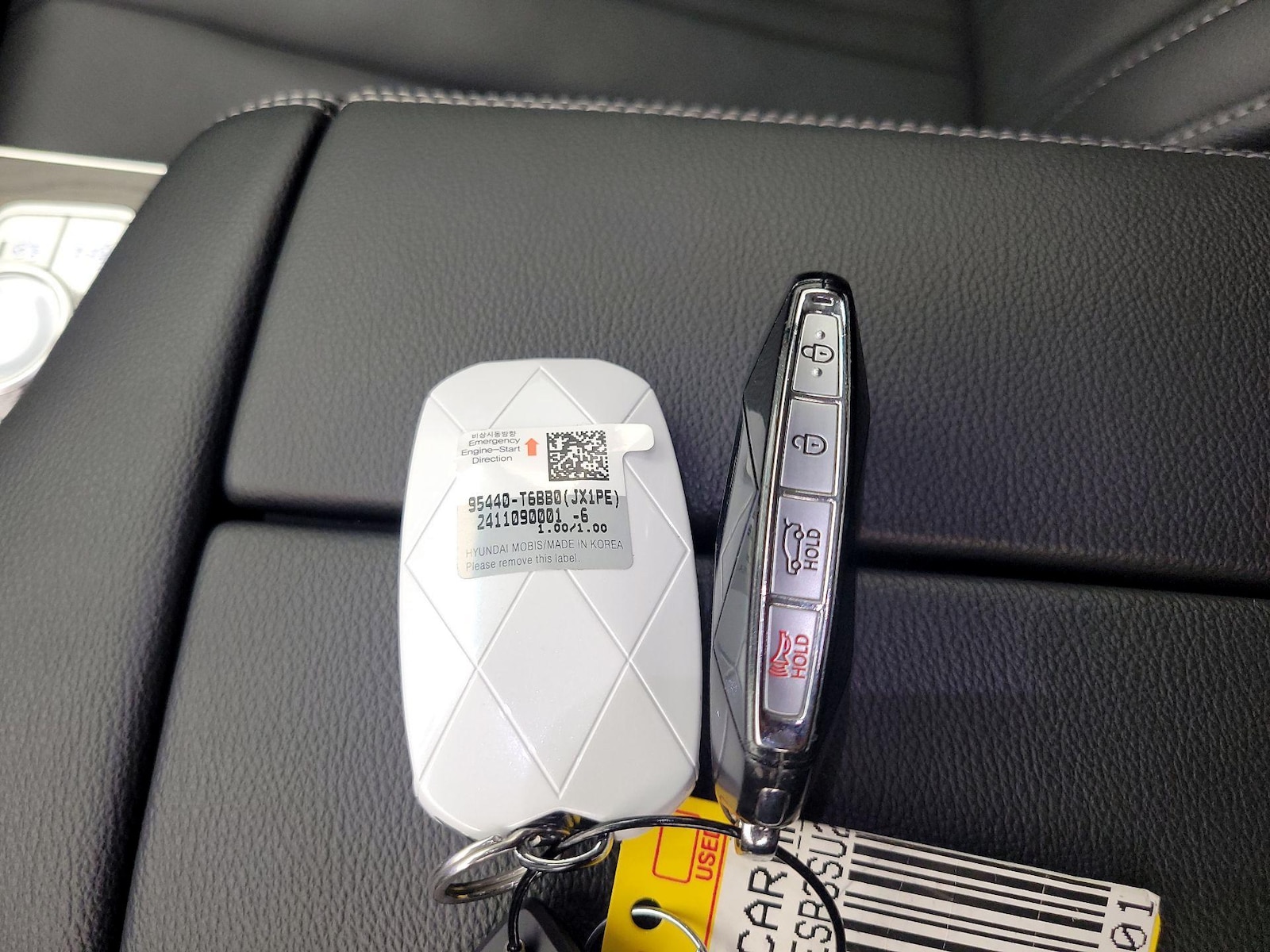 2025 GENESIS GV80 Select - Photo 25