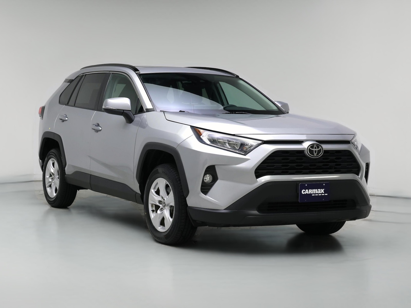 2021 Toyota RAV4 XLE - Photo 1