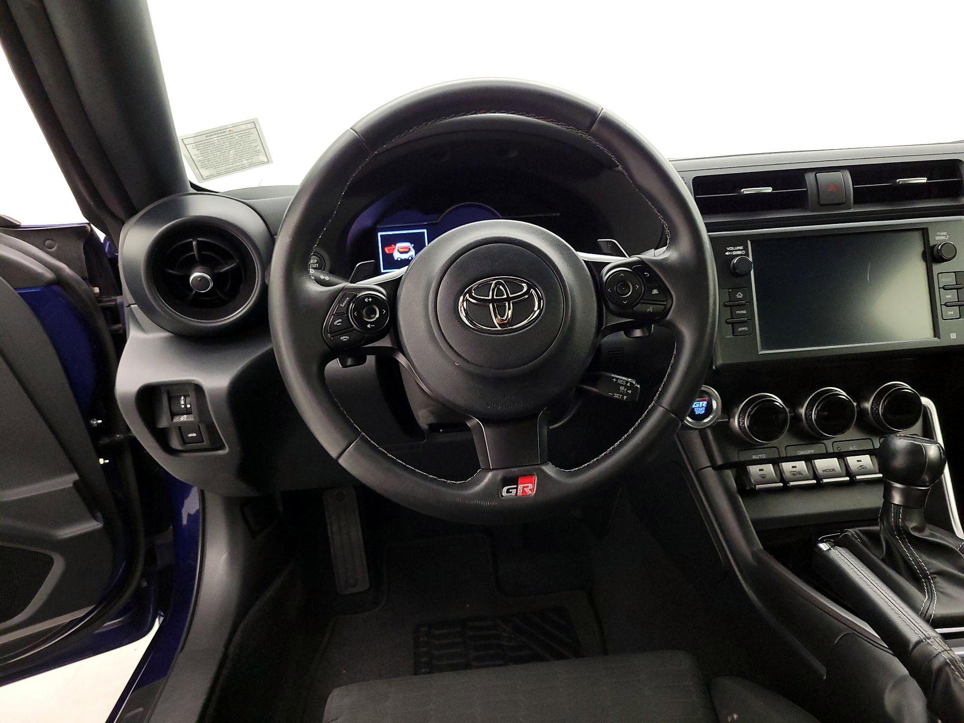 Thumbnail: 2022 Toyota GR86 - 10