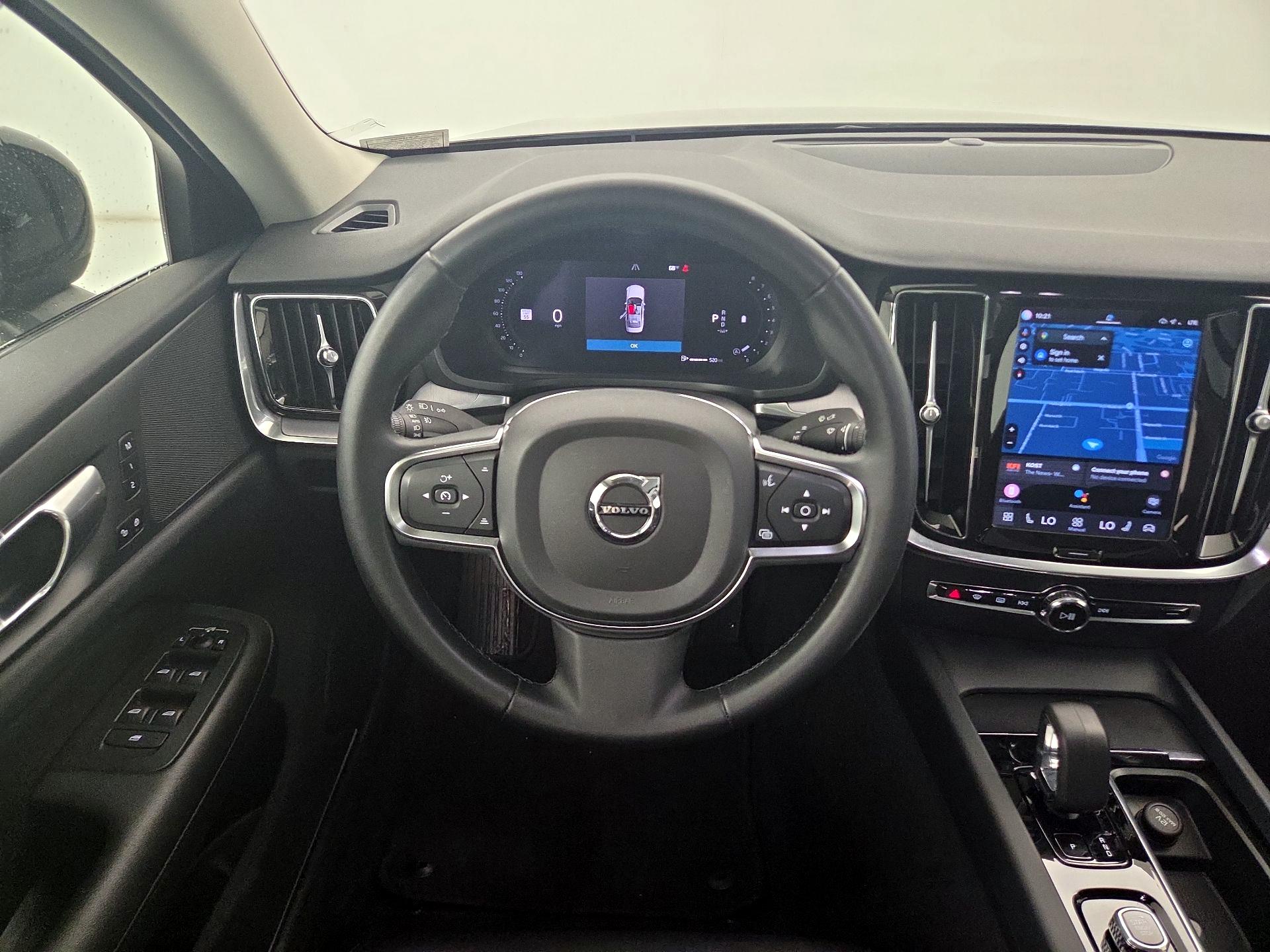 Thumbnail: 2024 Volvo S60 - 10