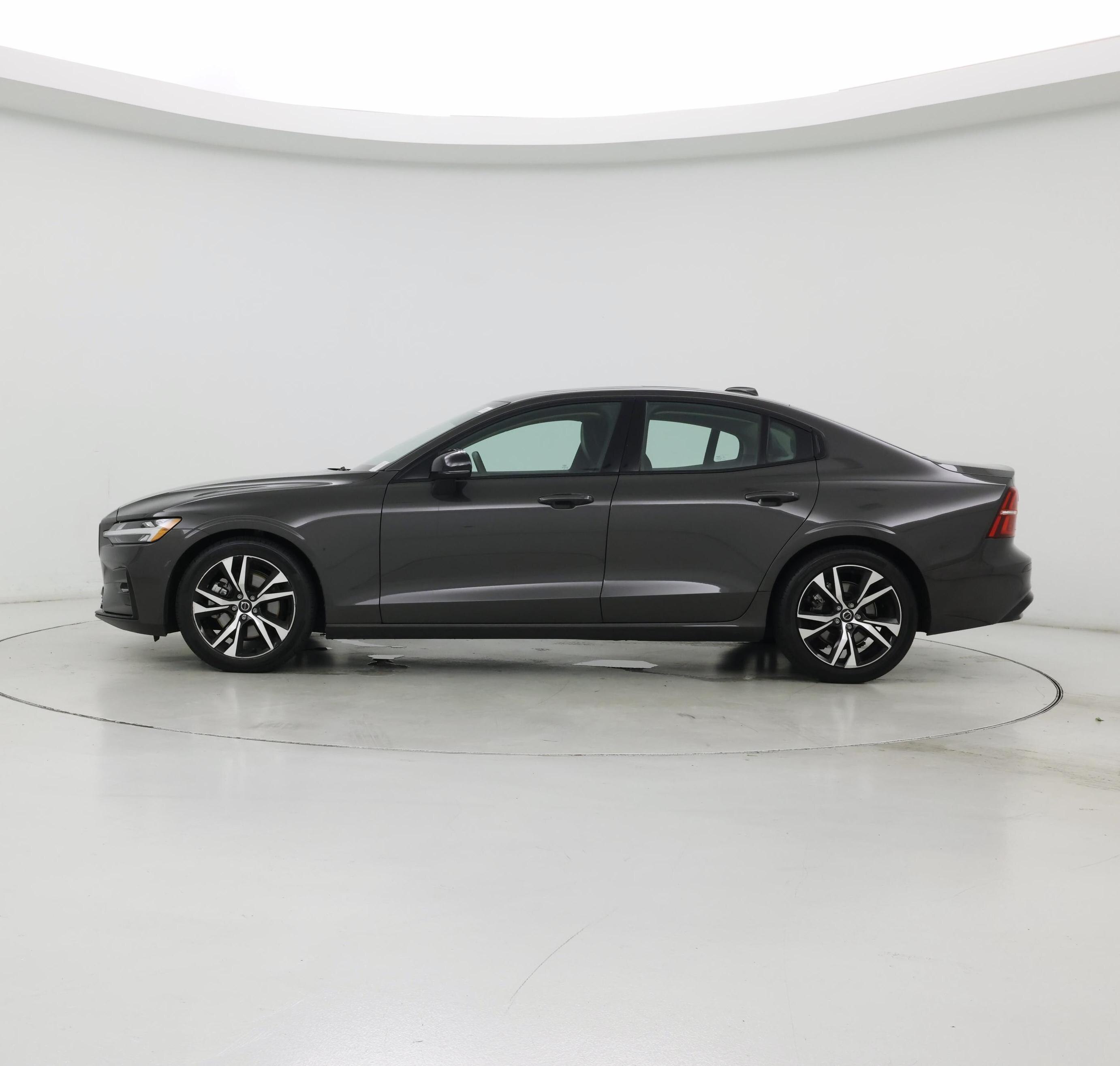 Thumbnail: 2024 Volvo S60 - 3