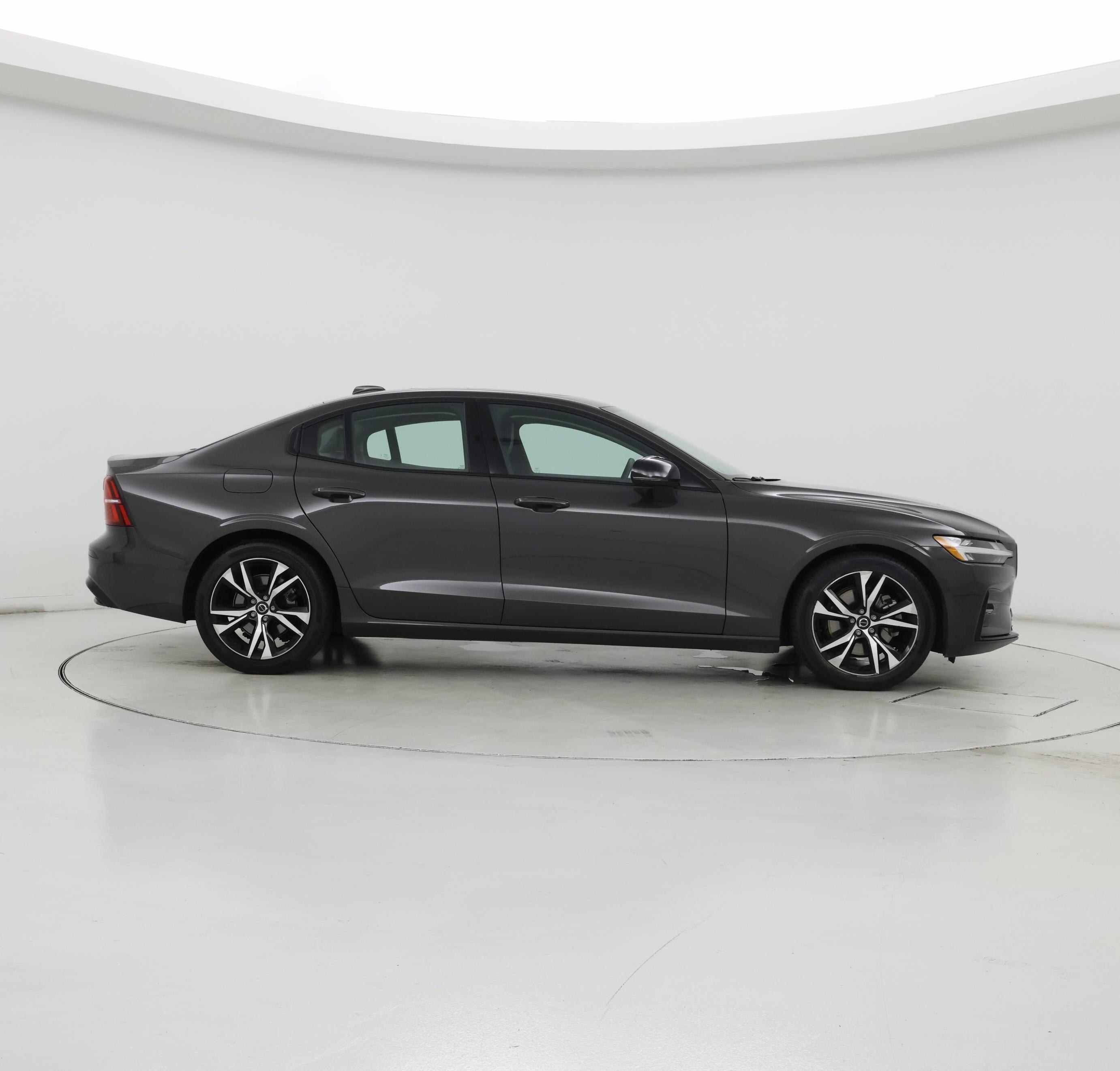 Thumbnail: 2024 Volvo S60 - 7