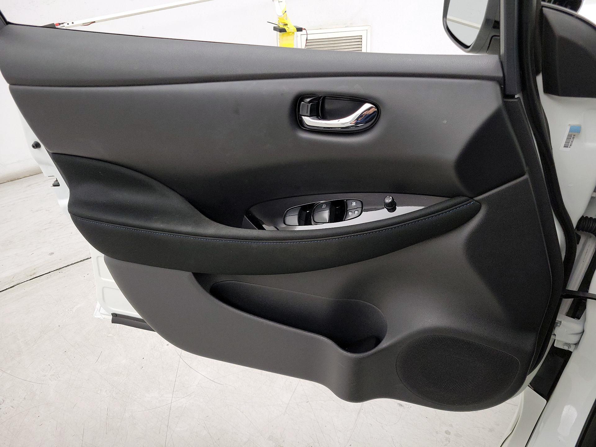 Thumbnail: 2024 Nissan Leaf - 12