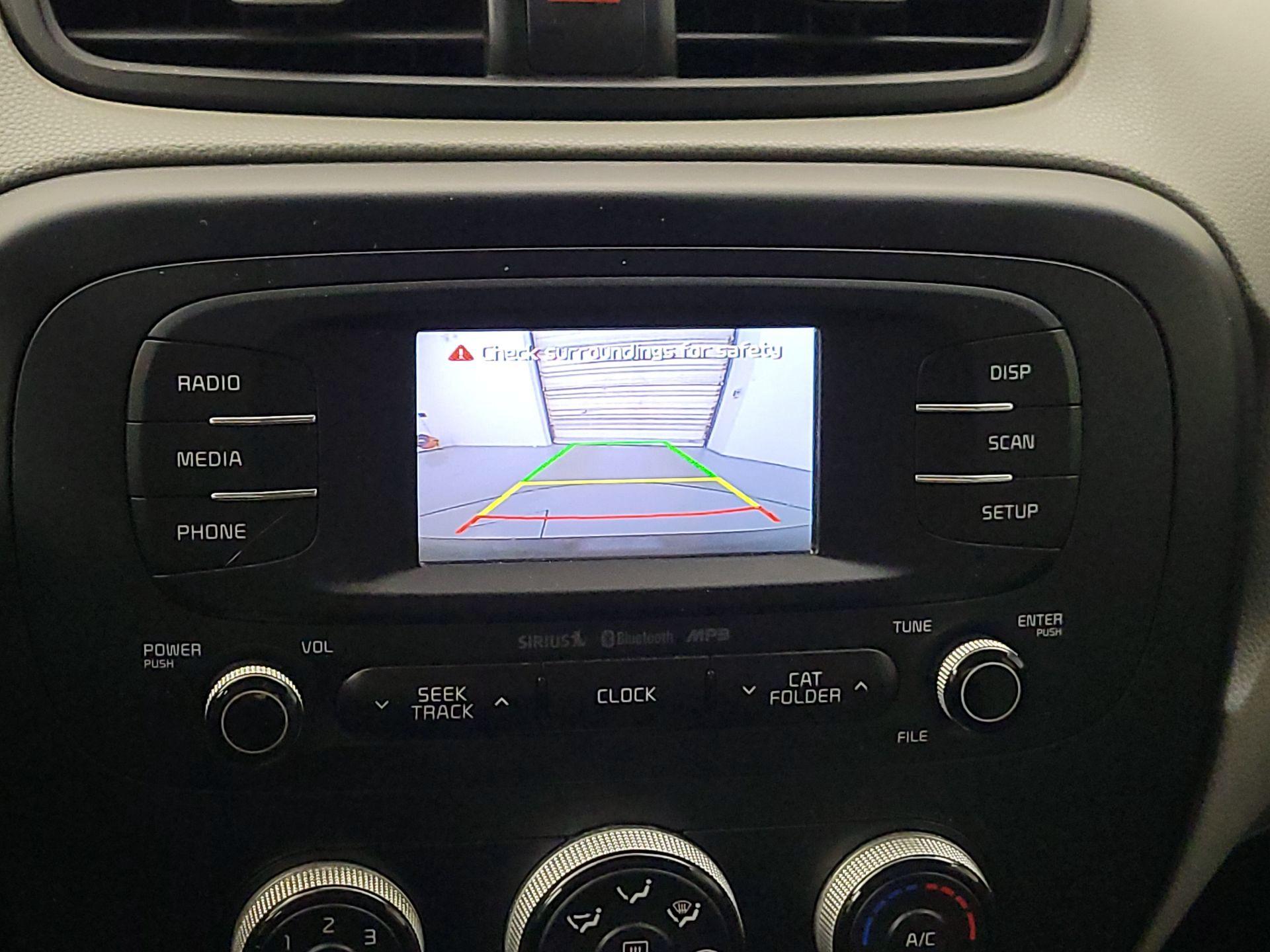 Thumbnail: 2016 Kia Soul - 14