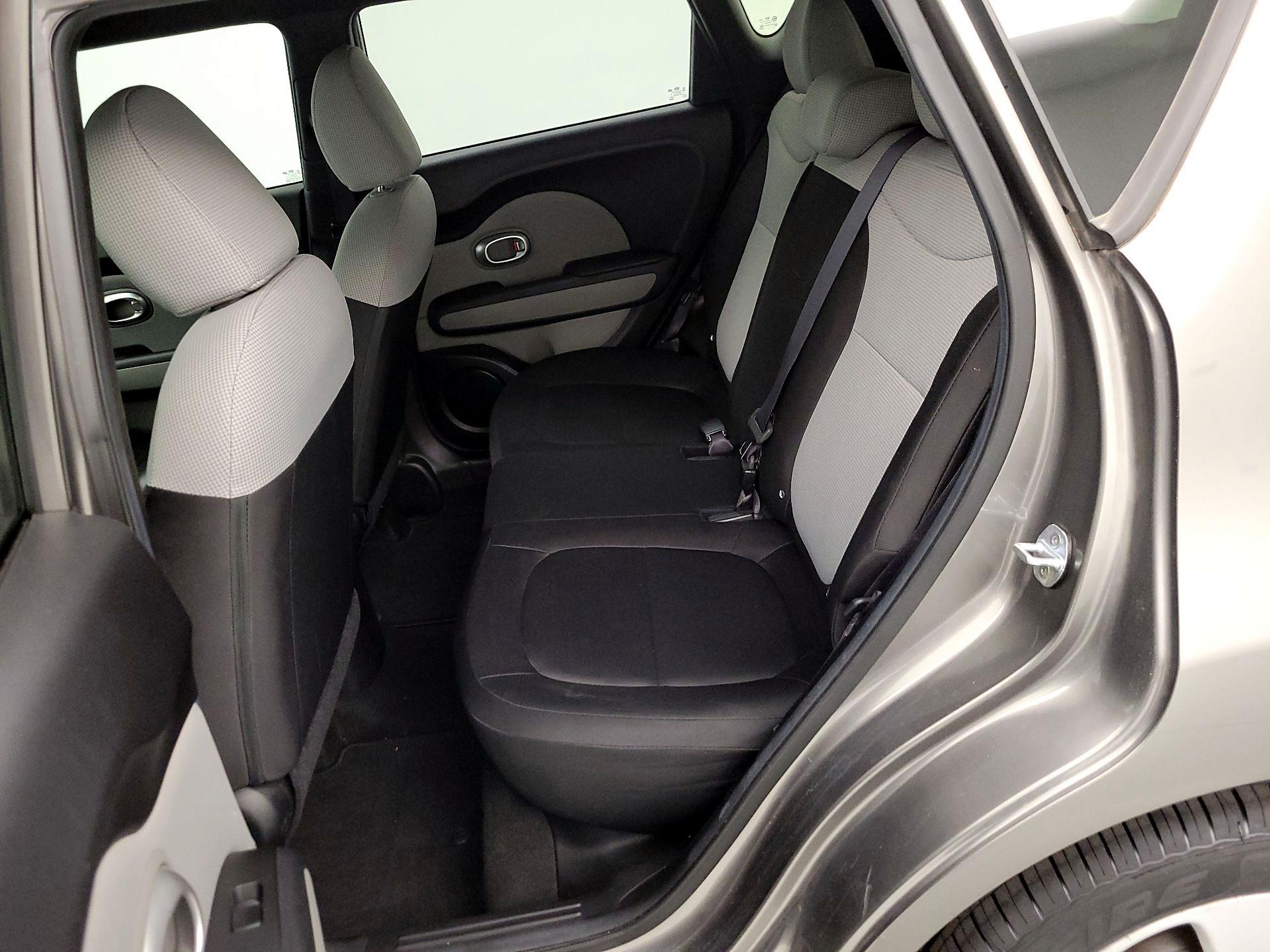 Thumbnail: 2016 Kia Soul - 19