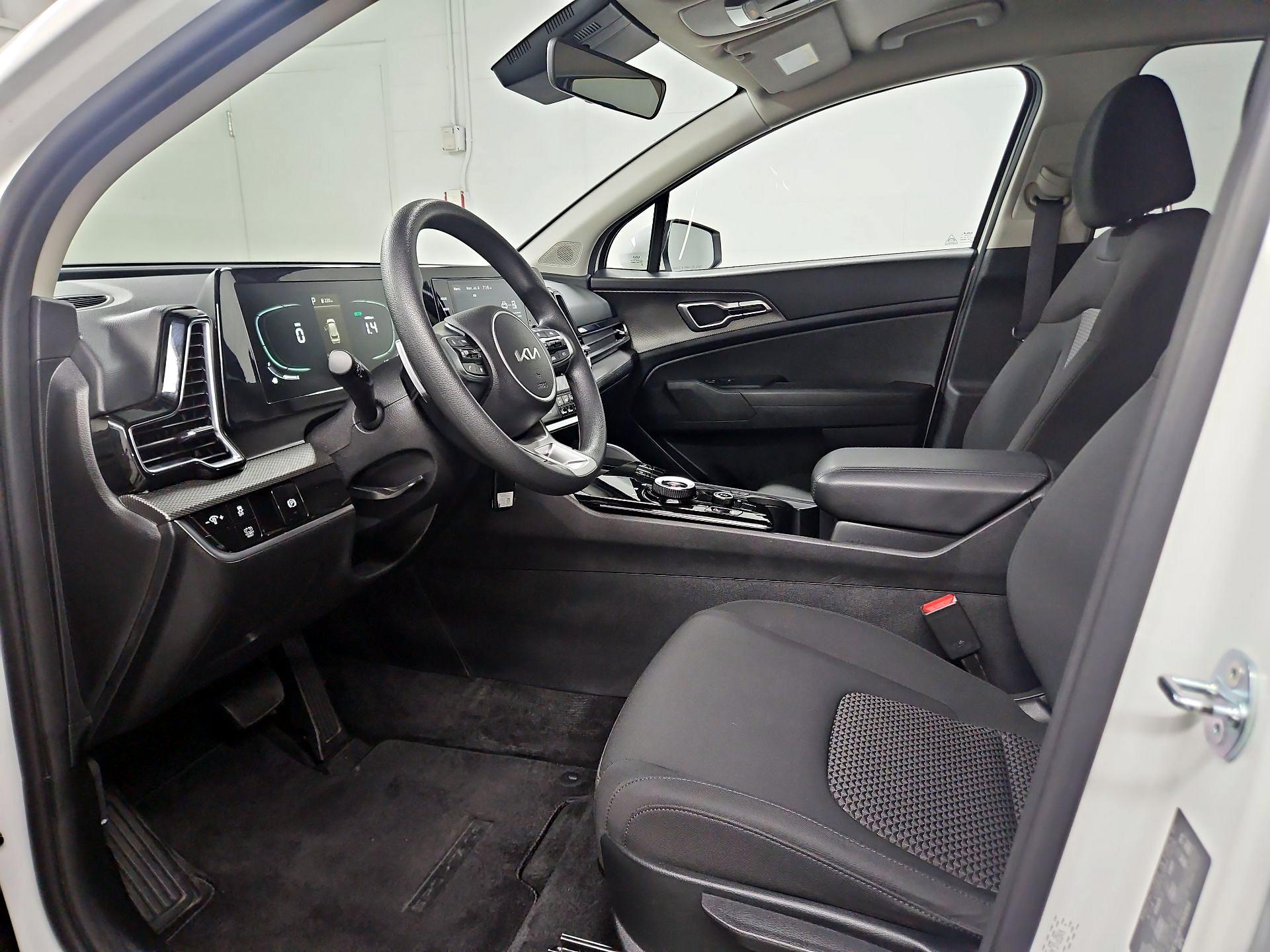 Thumbnail: 2023 Kia Sportage - 11