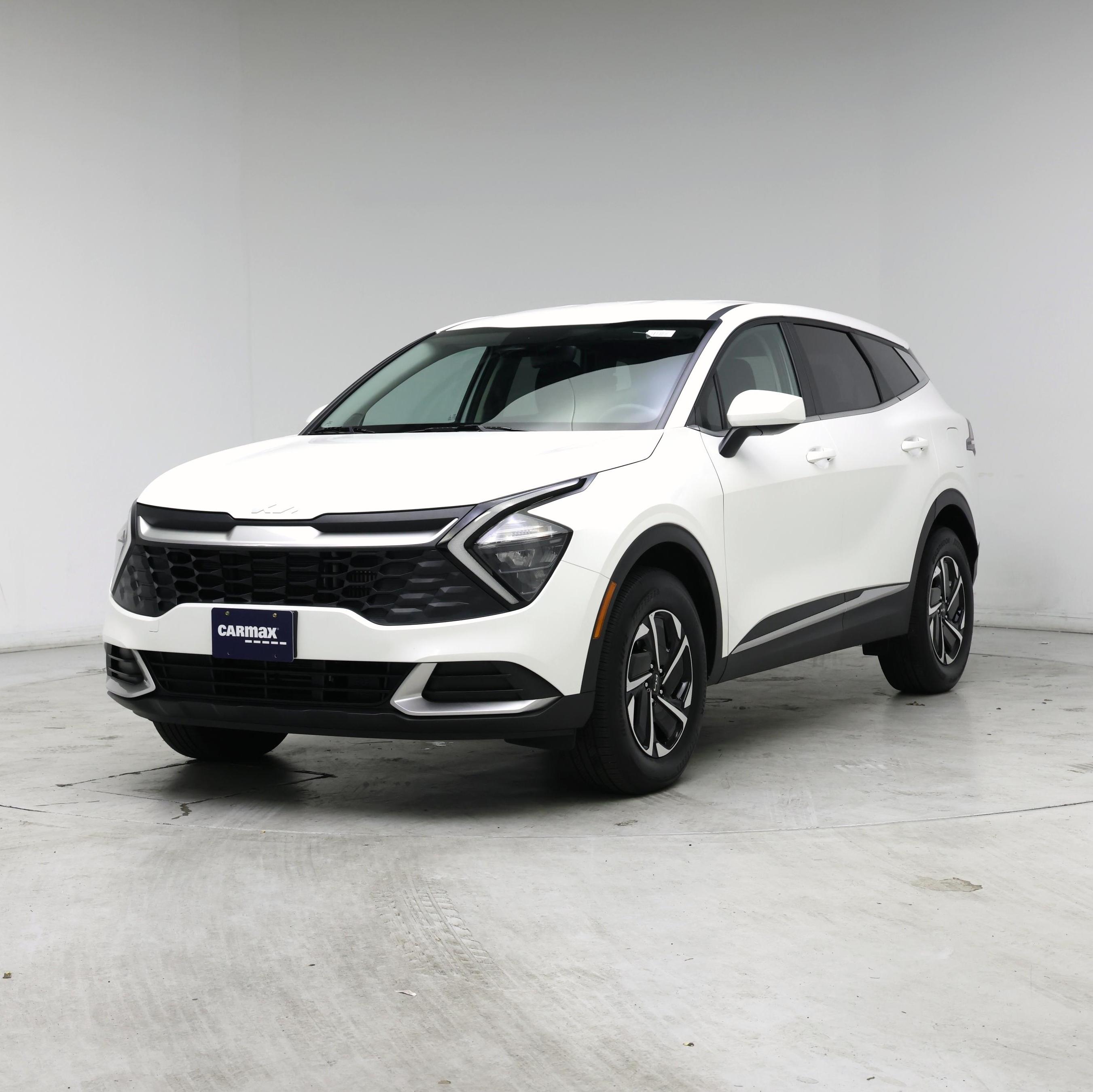 Thumbnail: 2023 Kia Sportage - 4