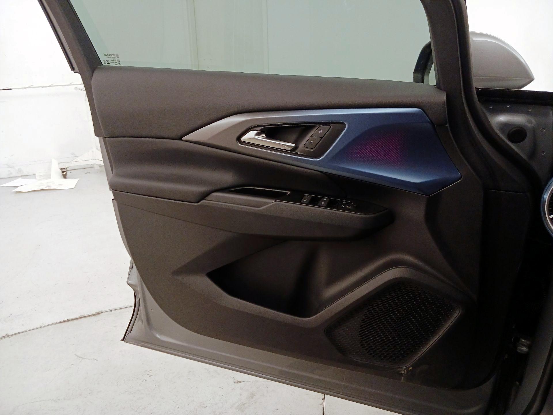 Thumbnail: 2024 Chevrolet Equinox - 12