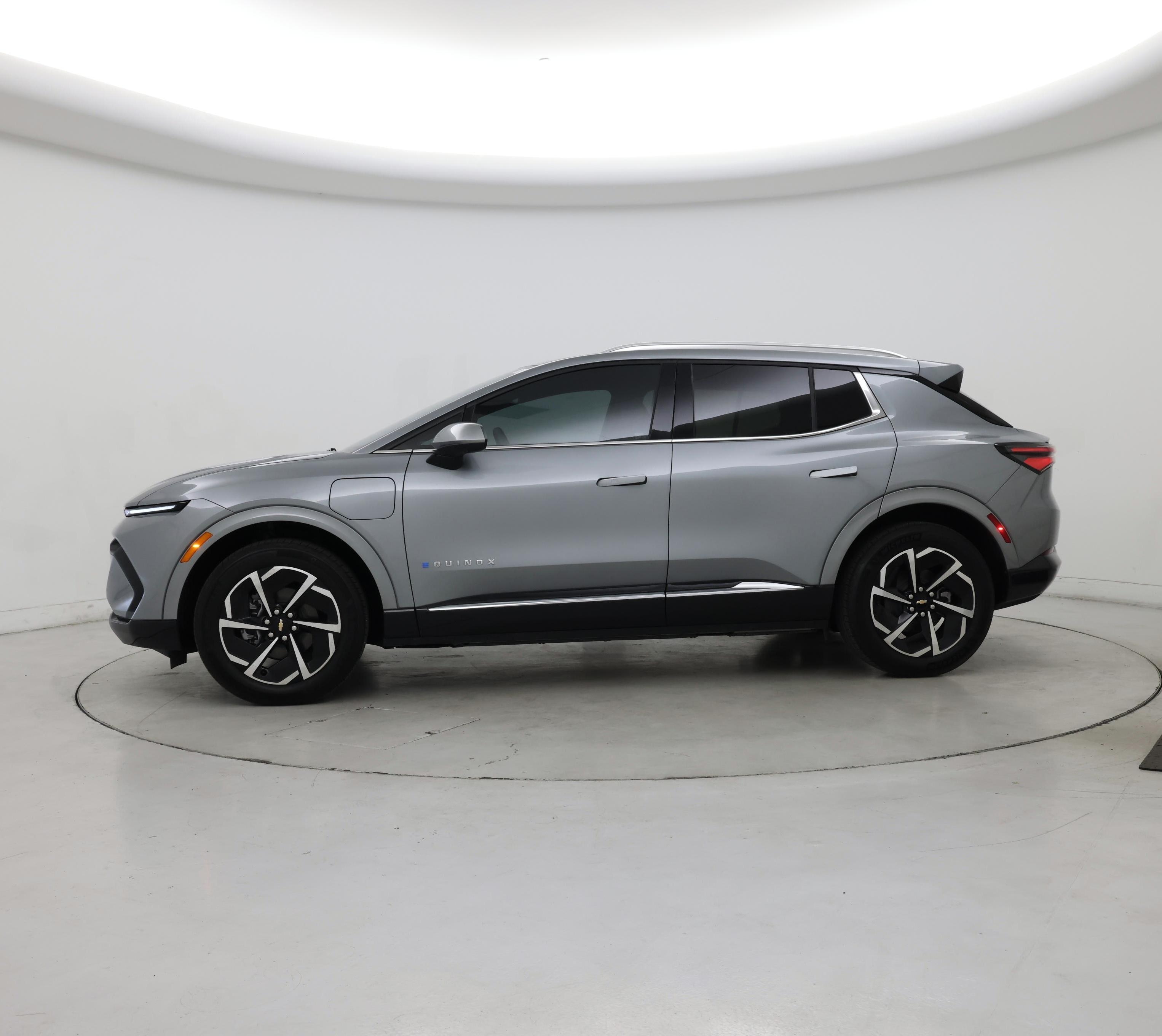 Thumbnail: 2024 Chevrolet Equinox - 3