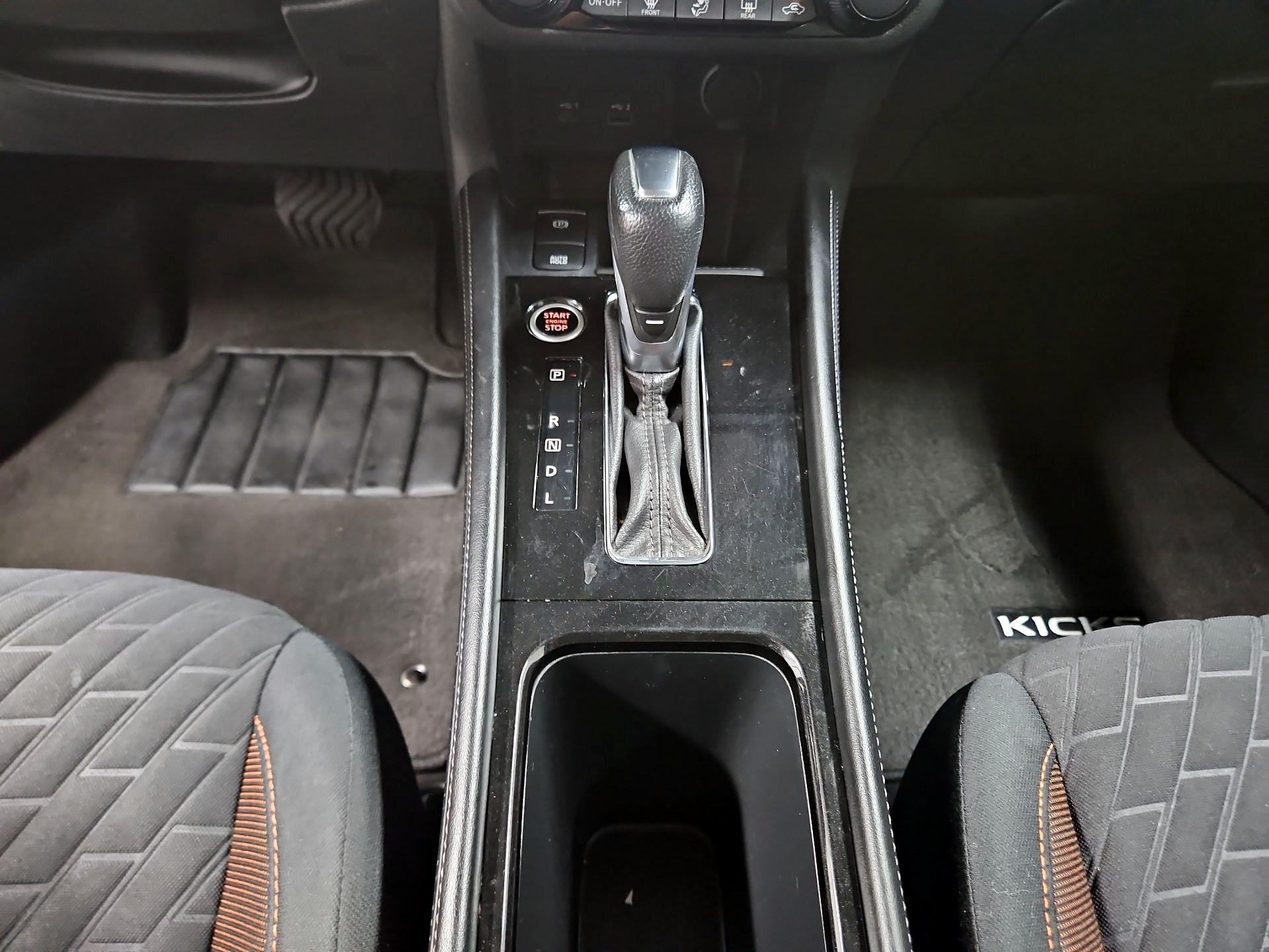 Thumbnail: 2021 Nissan Kicks - 17