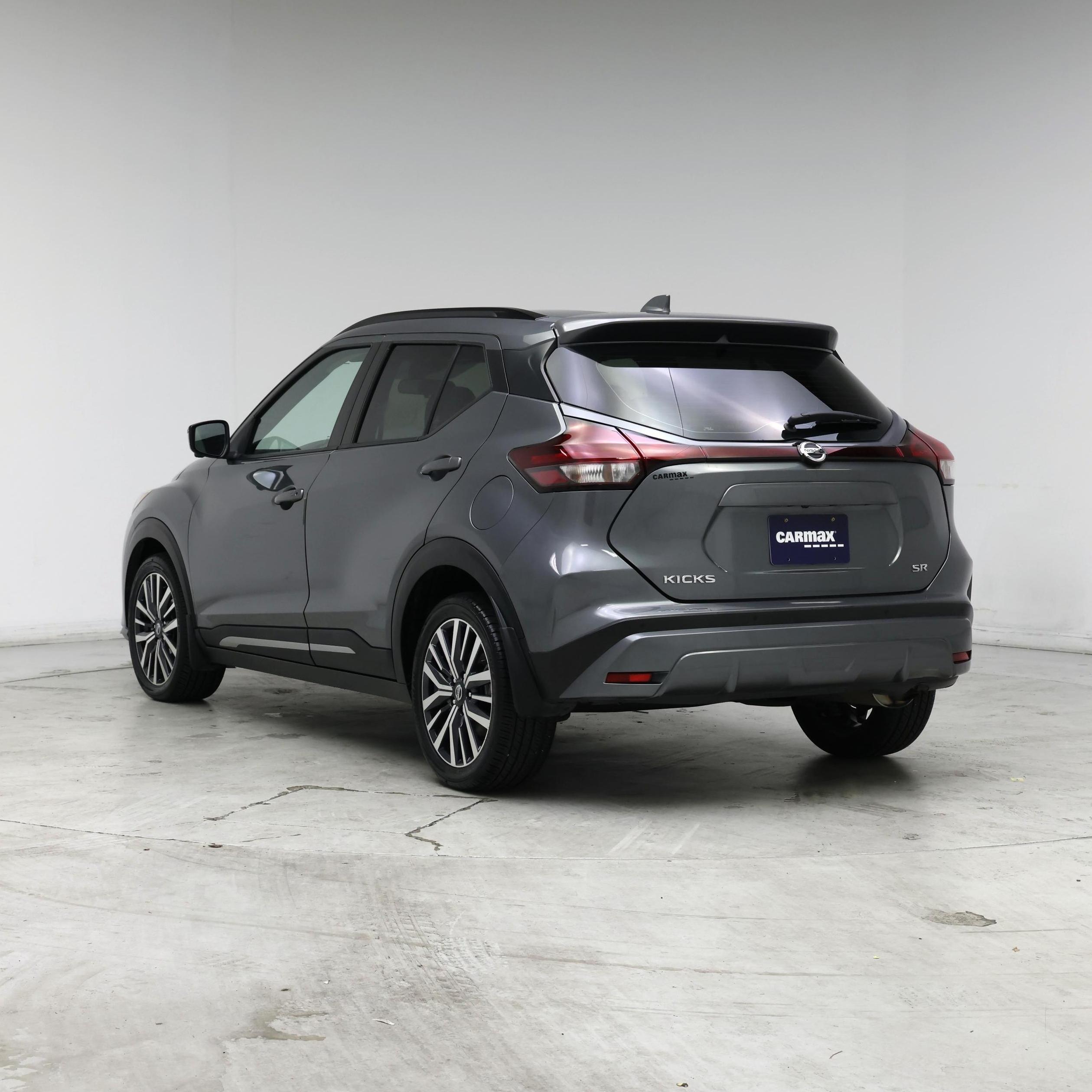 Thumbnail: 2021 Nissan Kicks - 2