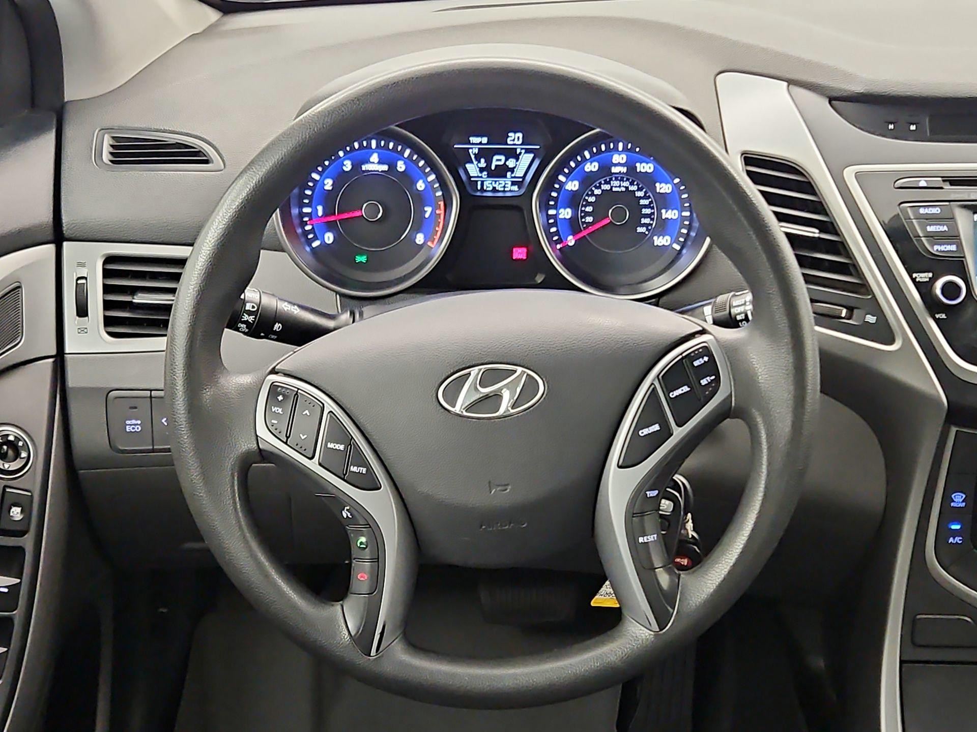 Thumbnail: 2016 Hyundai Elantra - 10