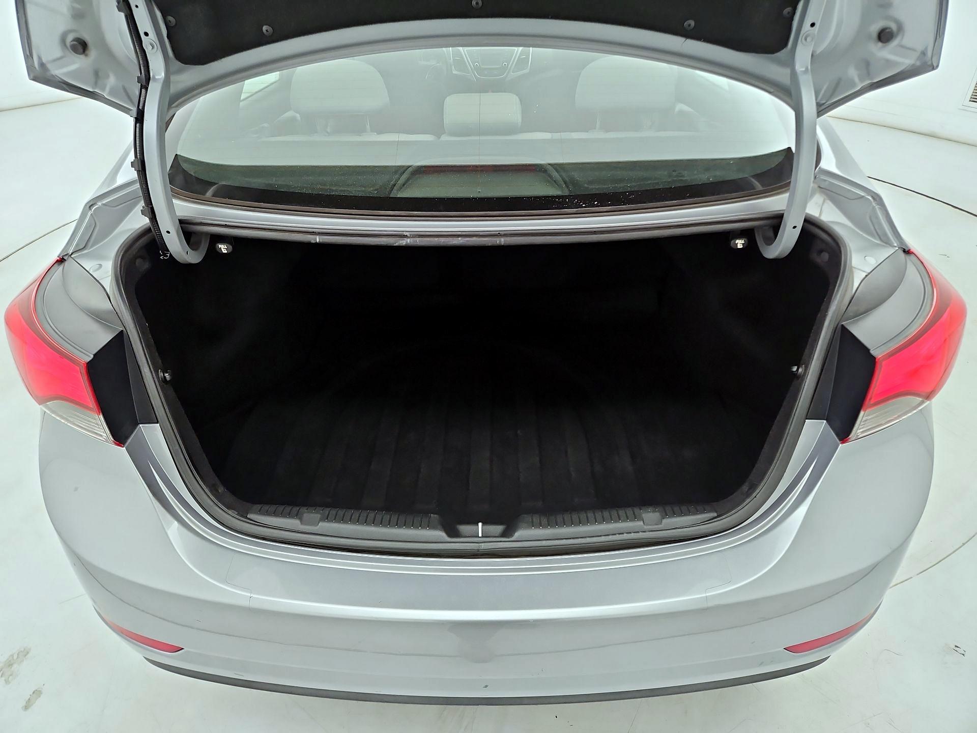 Thumbnail: 2016 Hyundai Elantra - 20