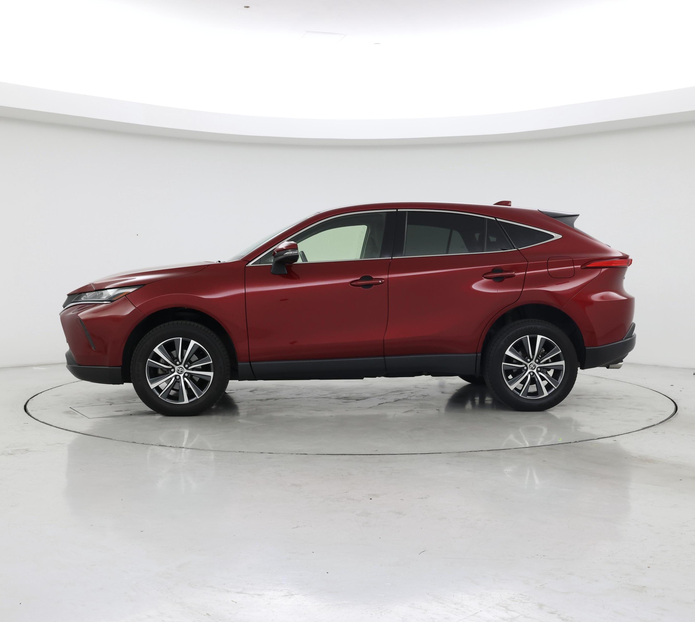 Thumbnail: 2022 Toyota Venza - 3
