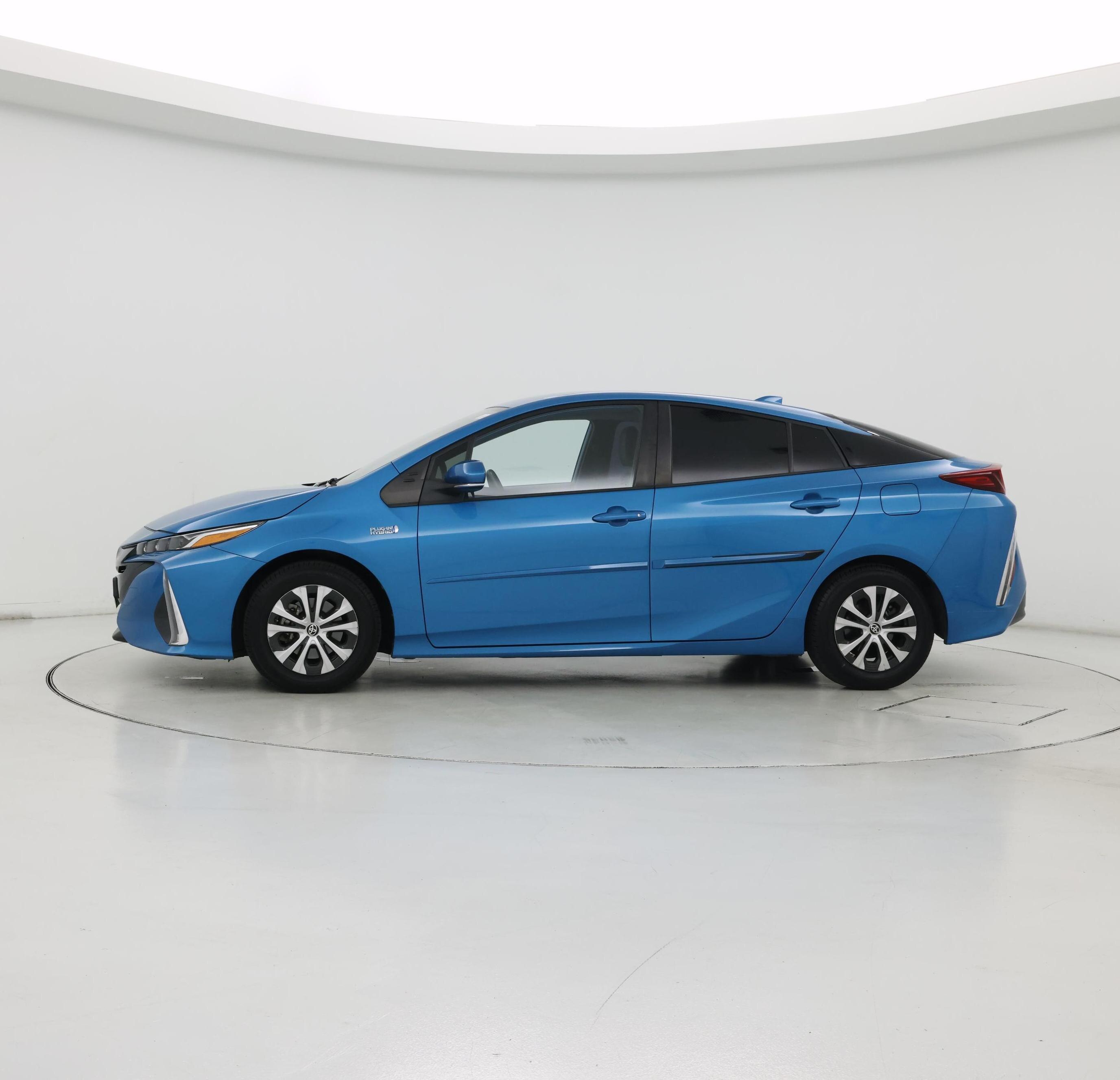 Thumbnail: 2021 Toyota Prius Prime - 3