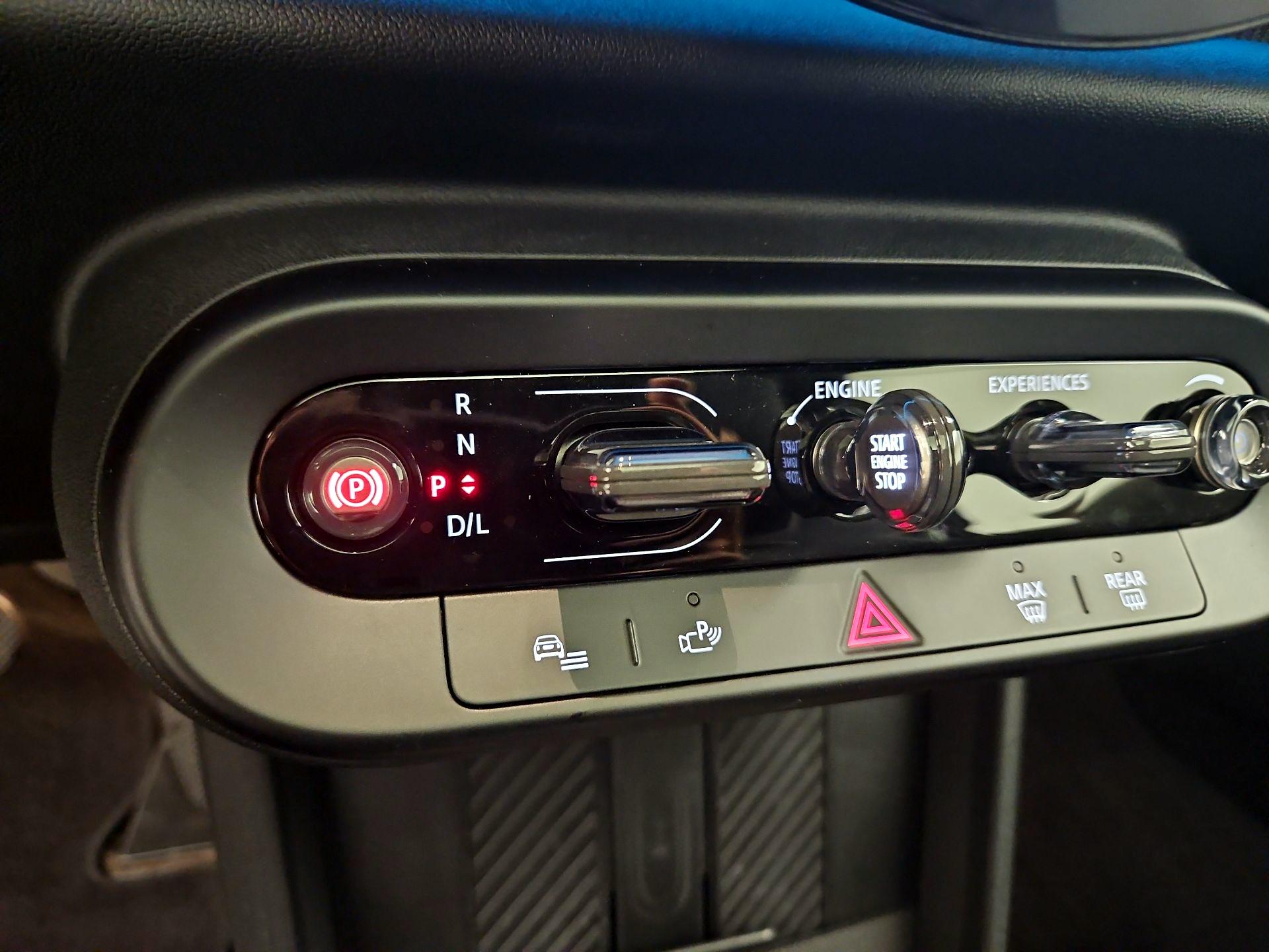 Thumbnail: 2025 MINI Cooper Hardtop - 16