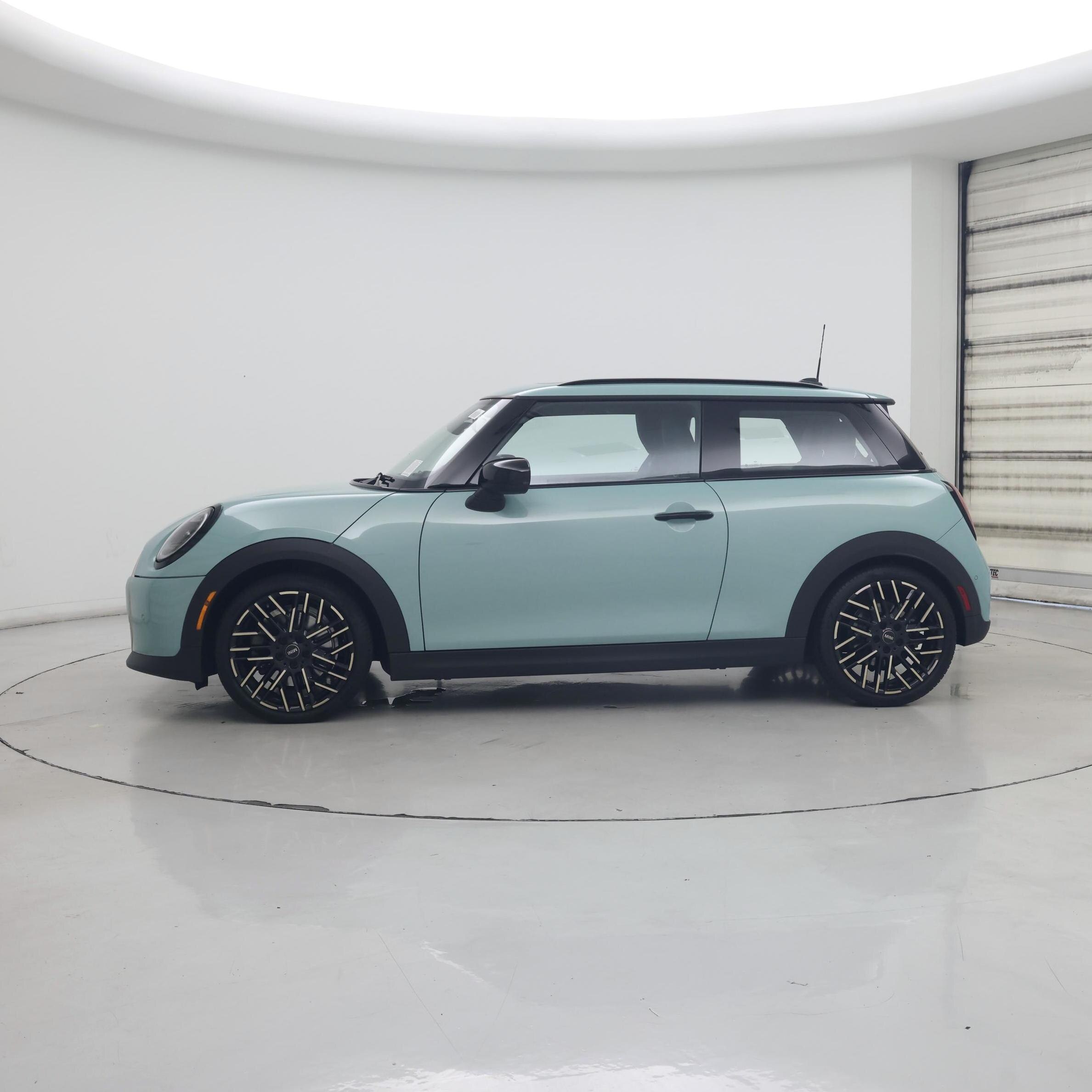 Thumbnail: 2025 MINI Cooper Hardtop - 3