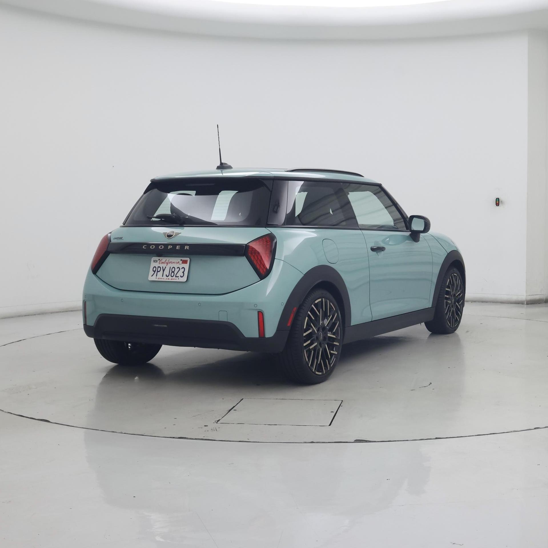 Thumbnail: 2025 MINI Cooper Hardtop - 8