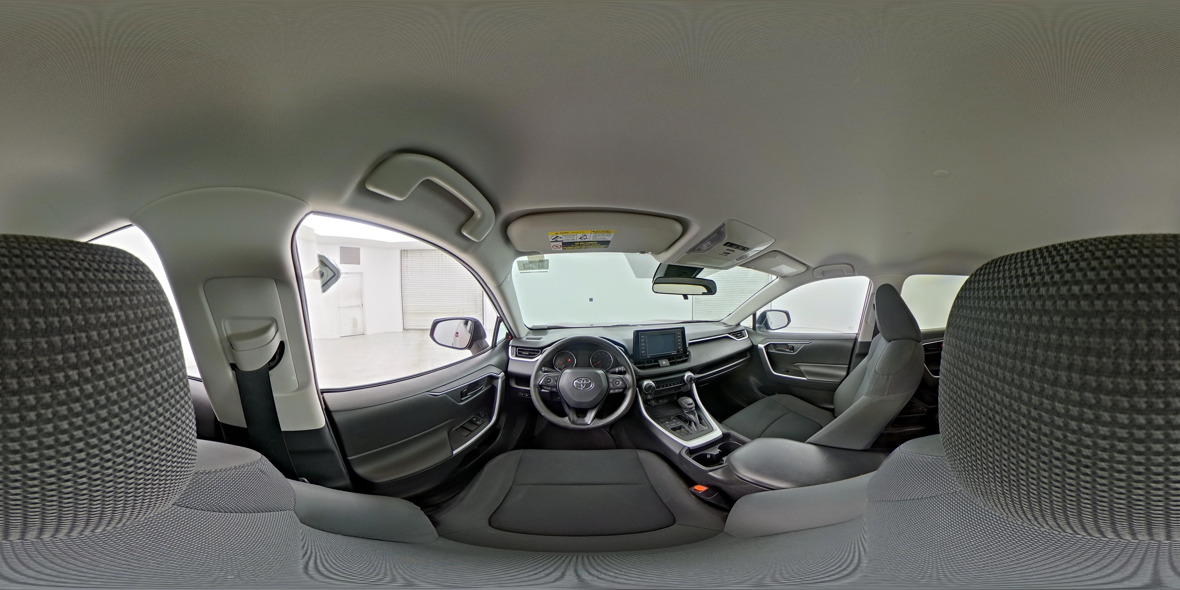 2021 Toyota RAV4 LE - Photo 26