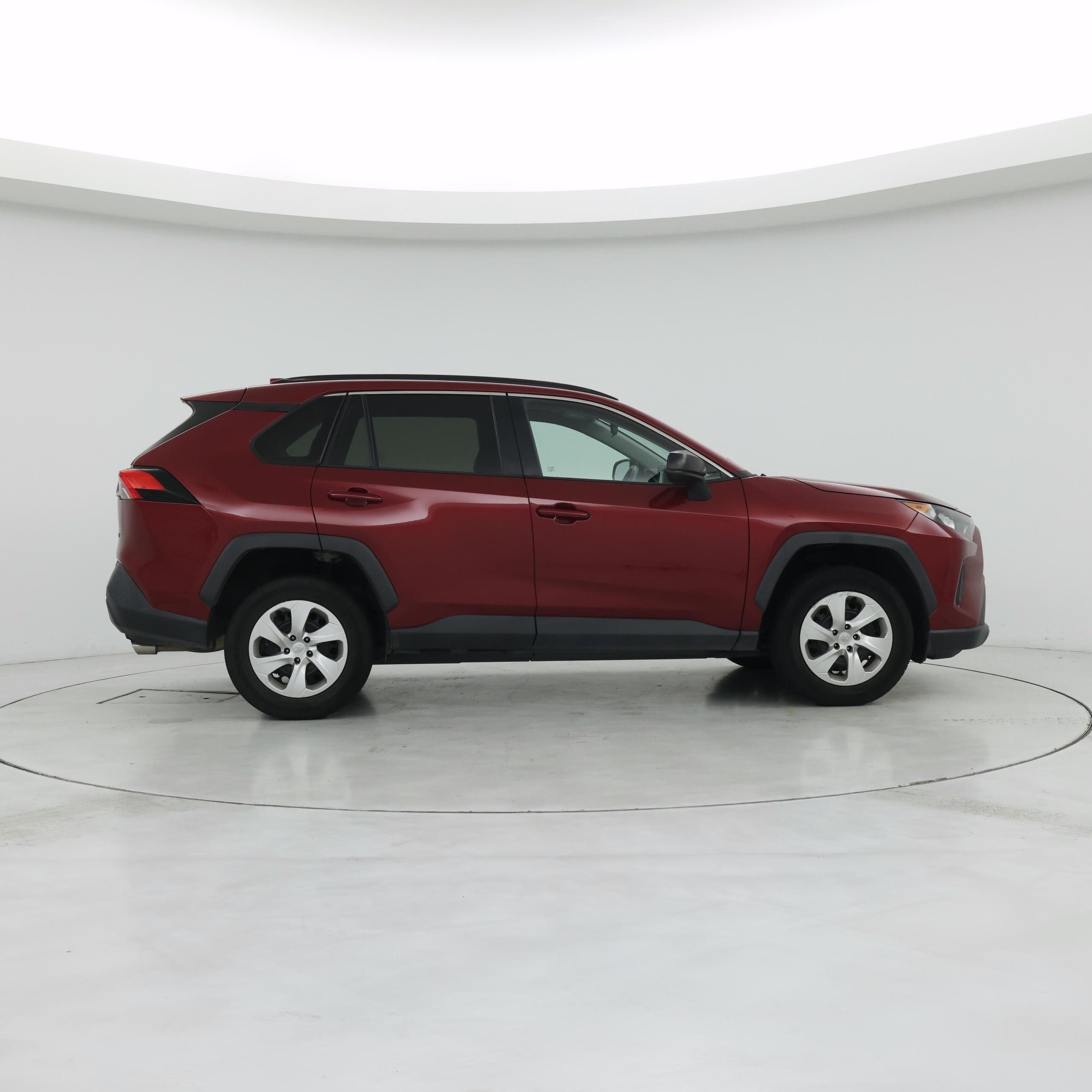 Thumbnail: 2021 Toyota RAV4 - 7