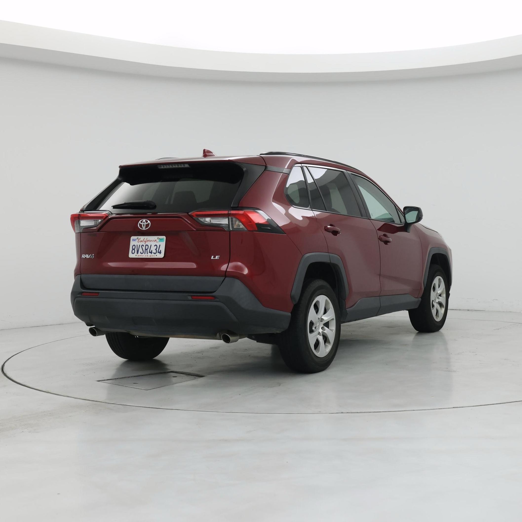 Thumbnail: 2021 Toyota RAV4 - 8