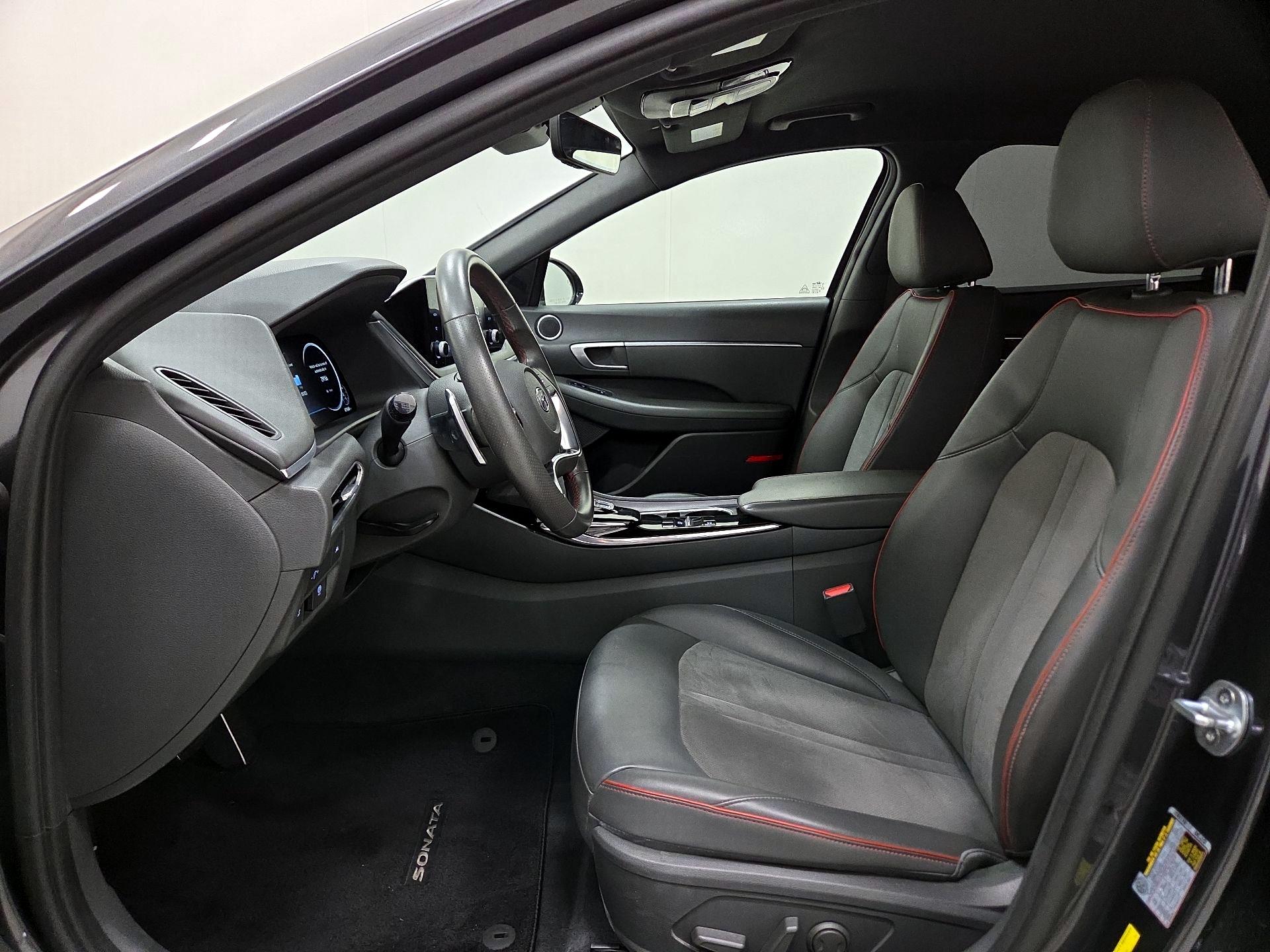 Thumbnail: 2021 Hyundai Sonata - 11
