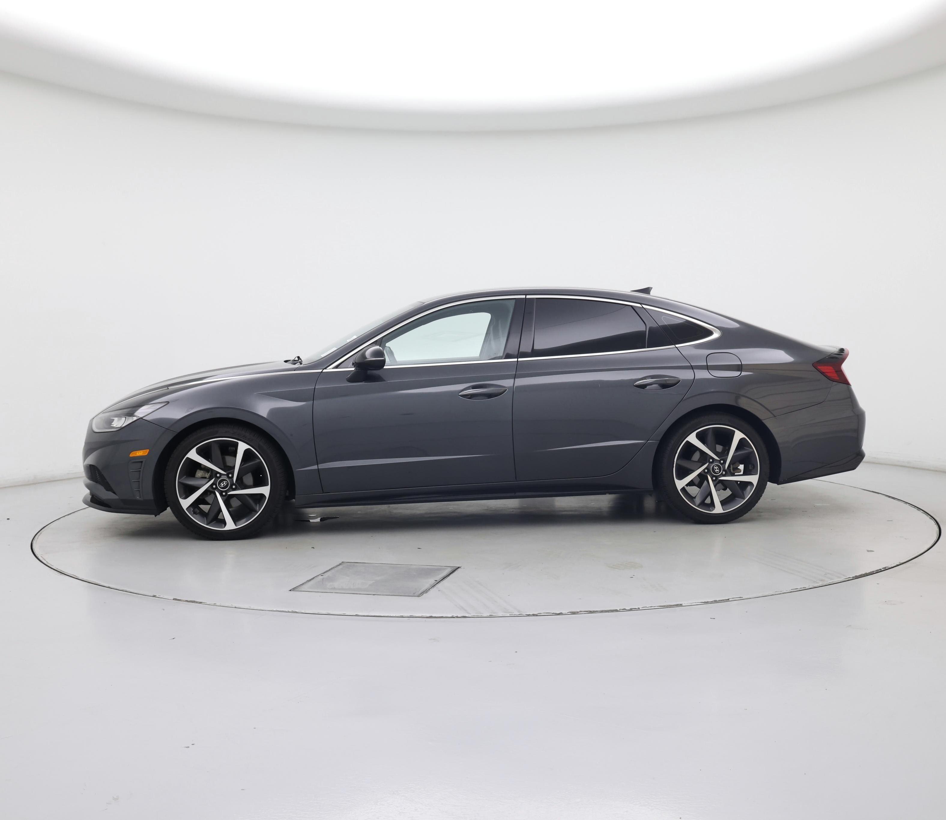 Thumbnail: 2021 Hyundai Sonata - 3