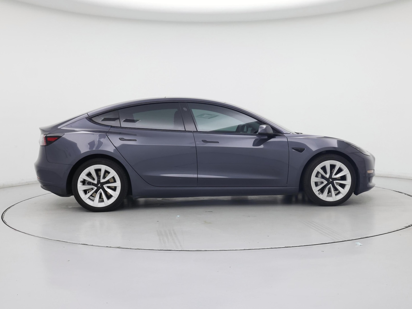 2022 Tesla Model 3 Long Range - Photo 8