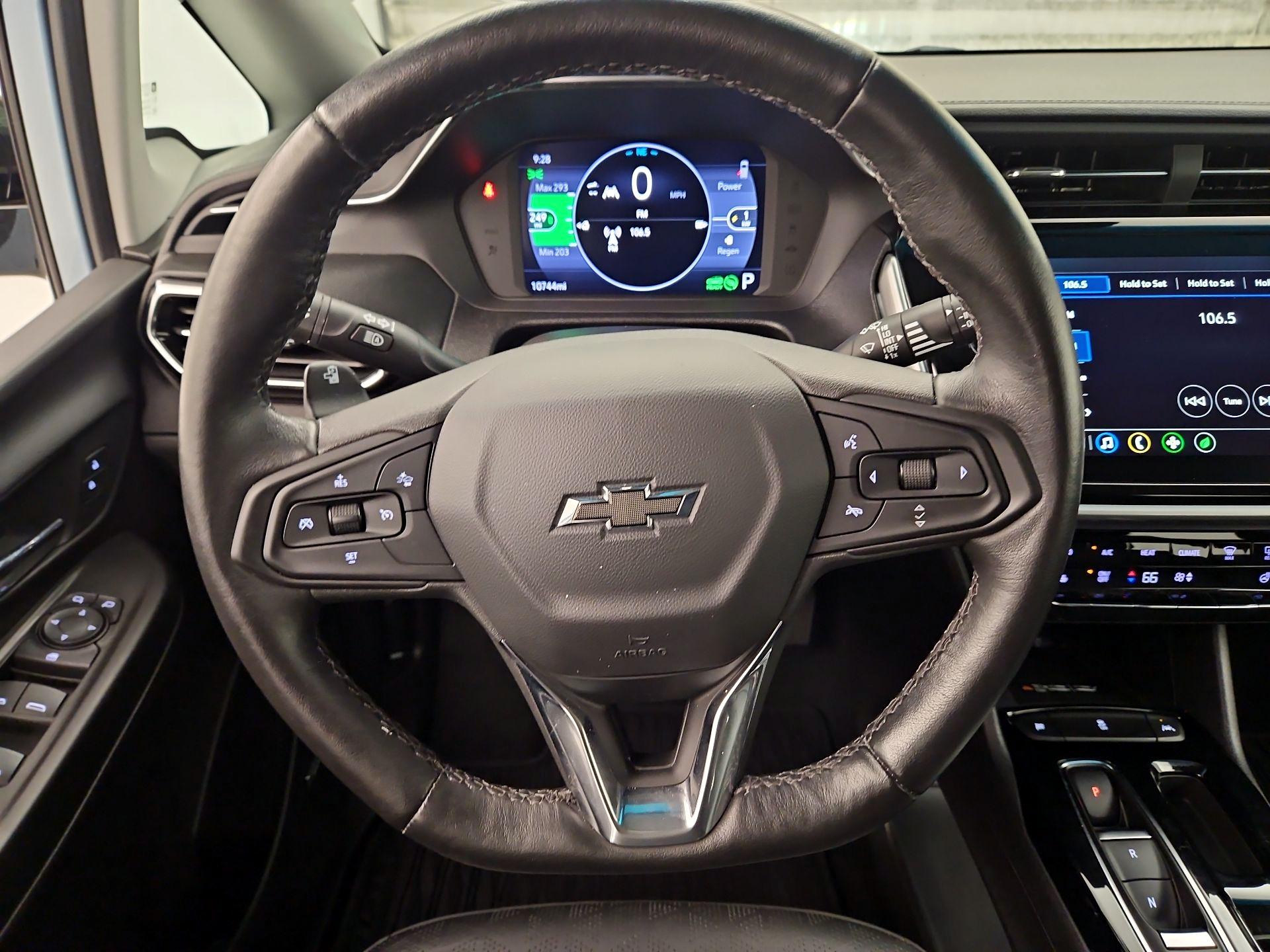 Thumbnail: 2023 Chevrolet Bolt EV - 10
