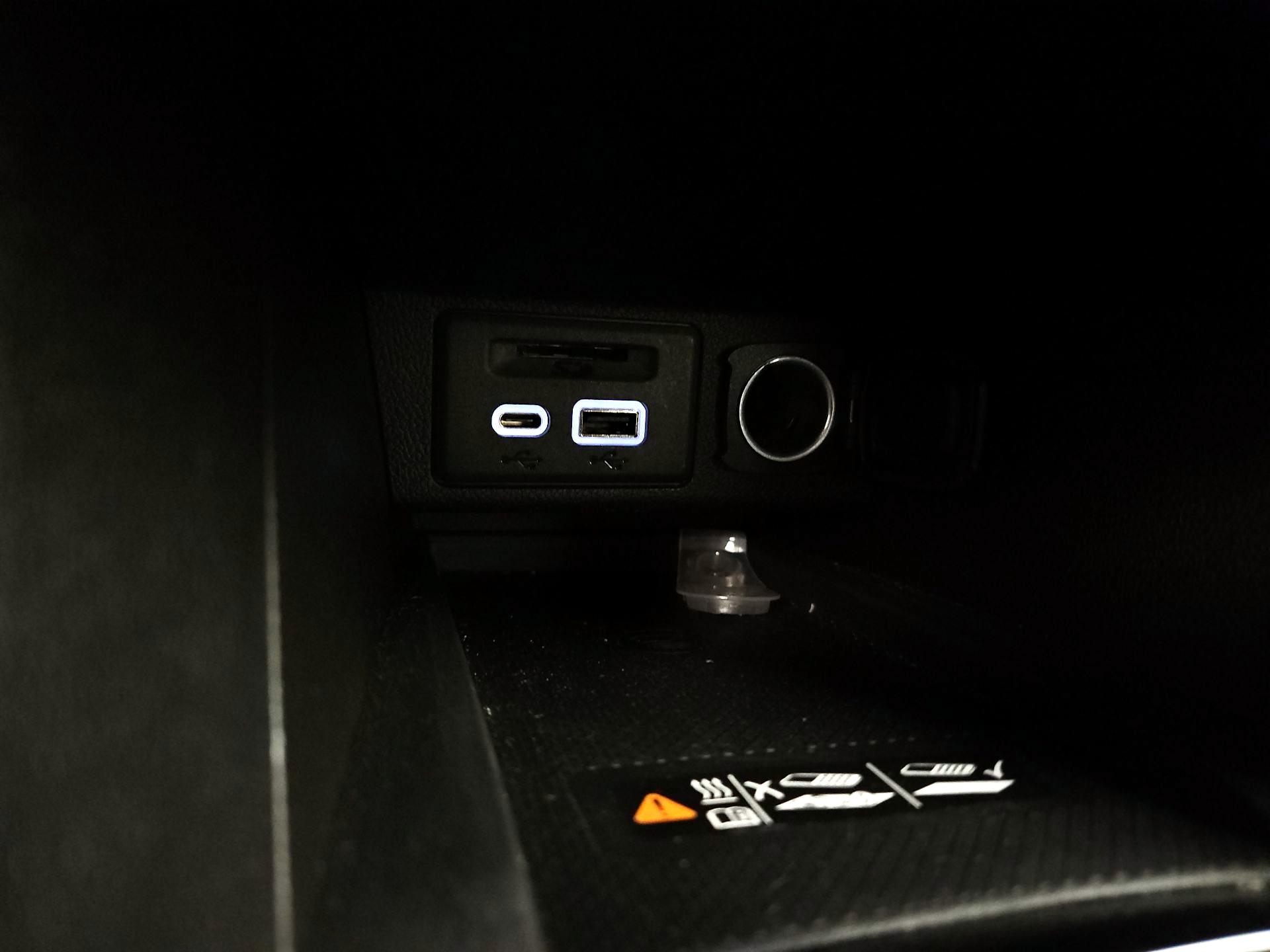 Thumbnail: 2023 Chevrolet Bolt EV - 18