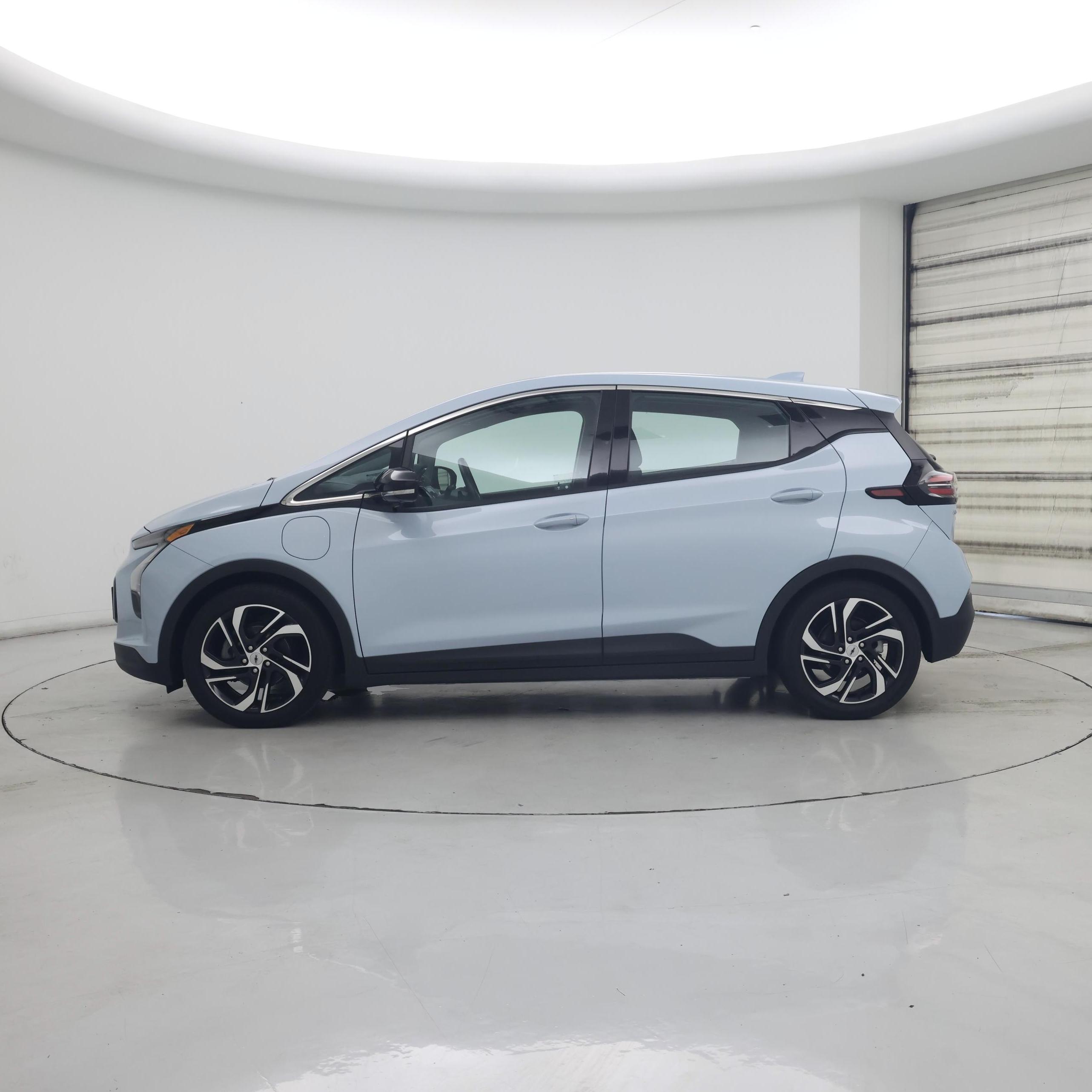 Thumbnail: 2023 Chevrolet Bolt EV - 3
