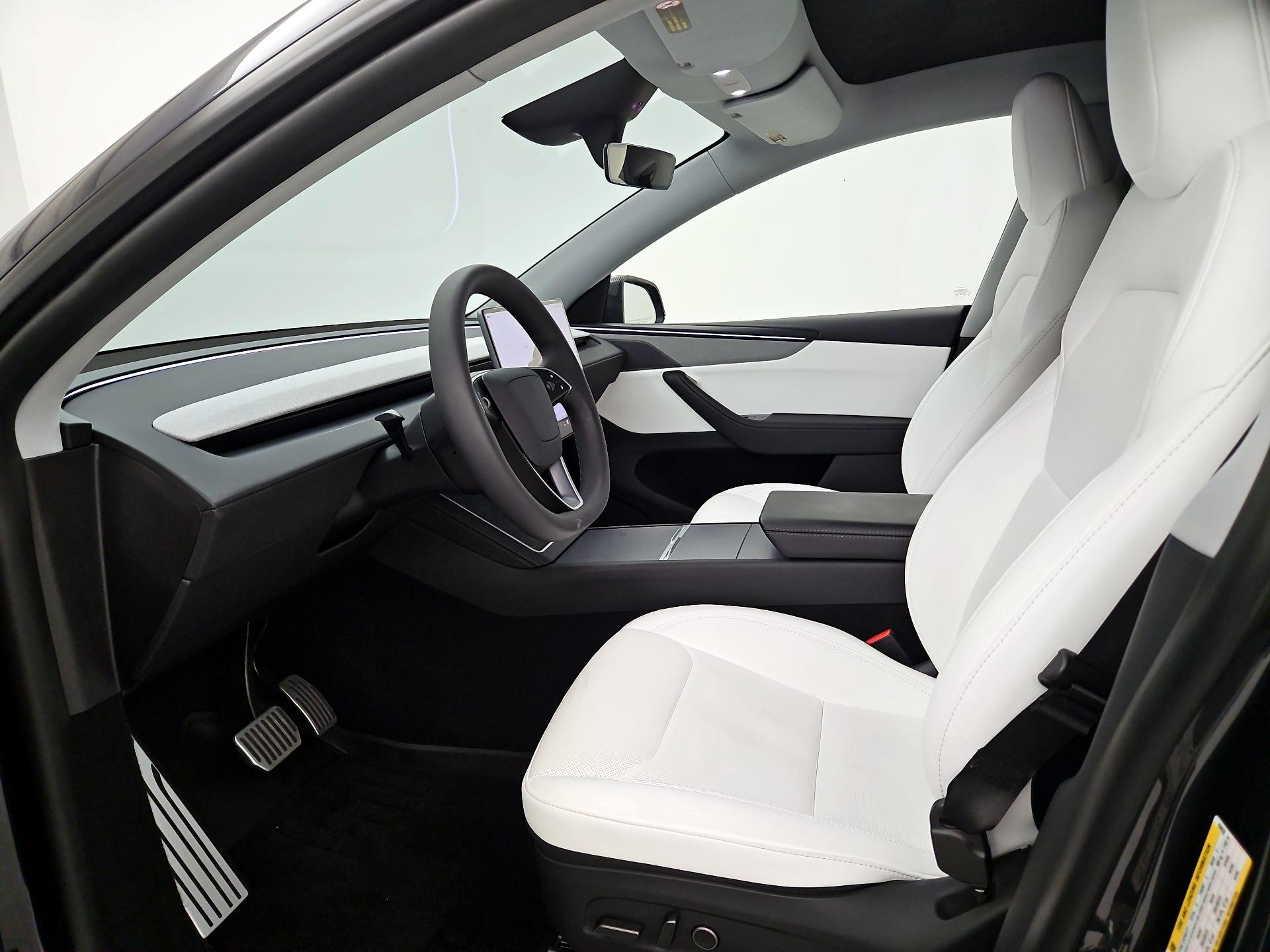 Thumbnail: 2026 Tesla Model Y - 11