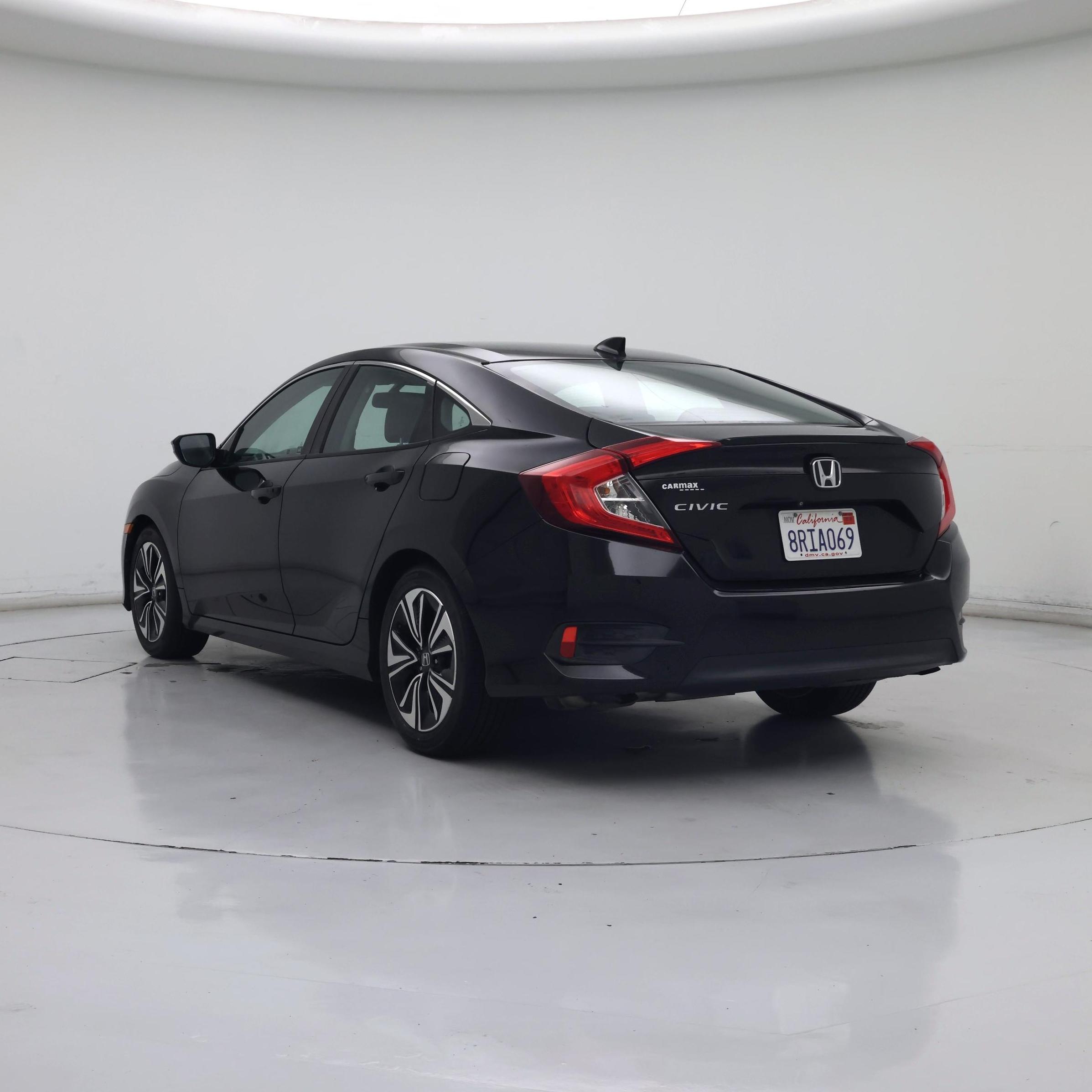 Thumbnail: 2017 Honda Civic - 2
