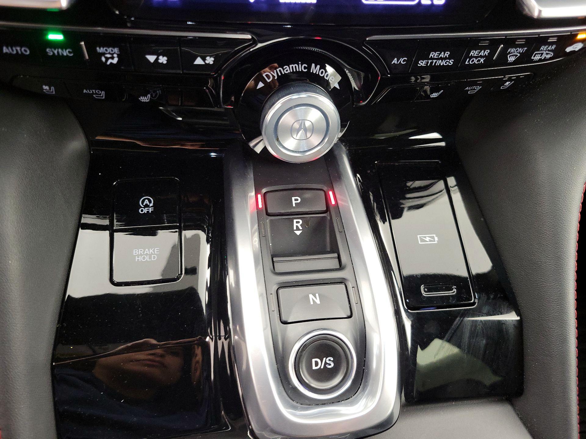Thumbnail: 2022 Acura MDX - 17