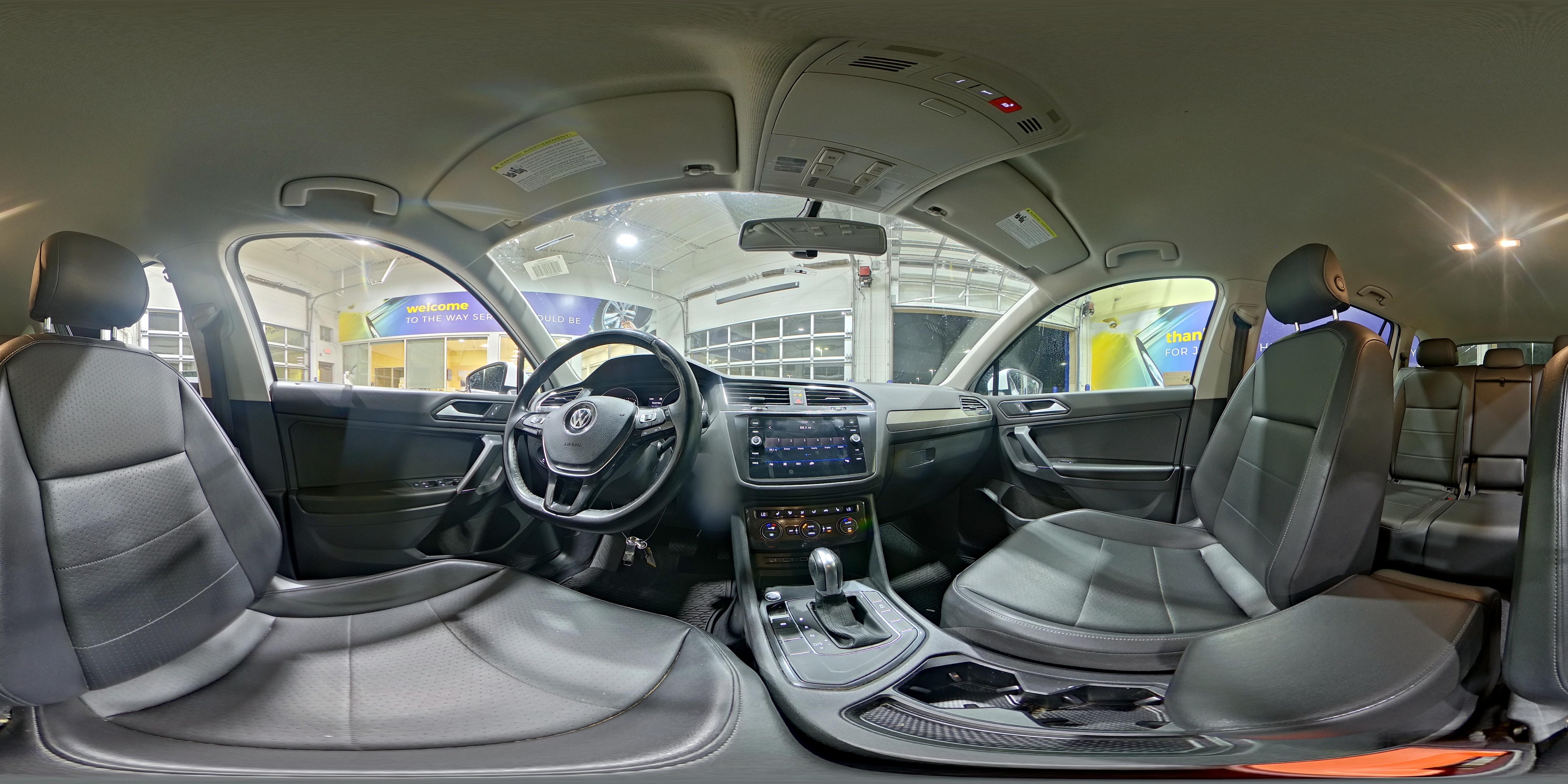 2018 Volkswagen Tiguan SE - Photo 18