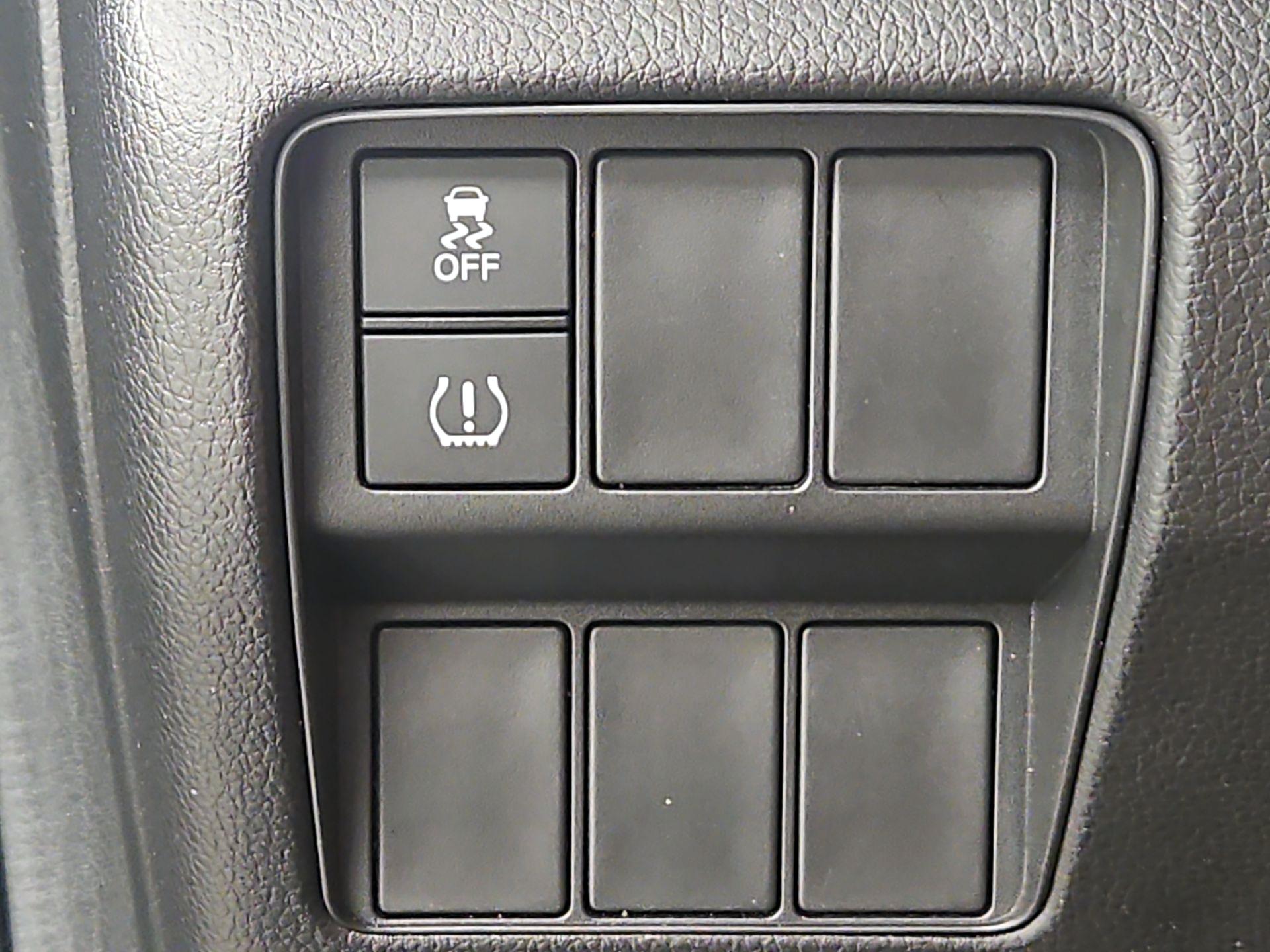 Thumbnail: 2018 Honda CR-V - 13