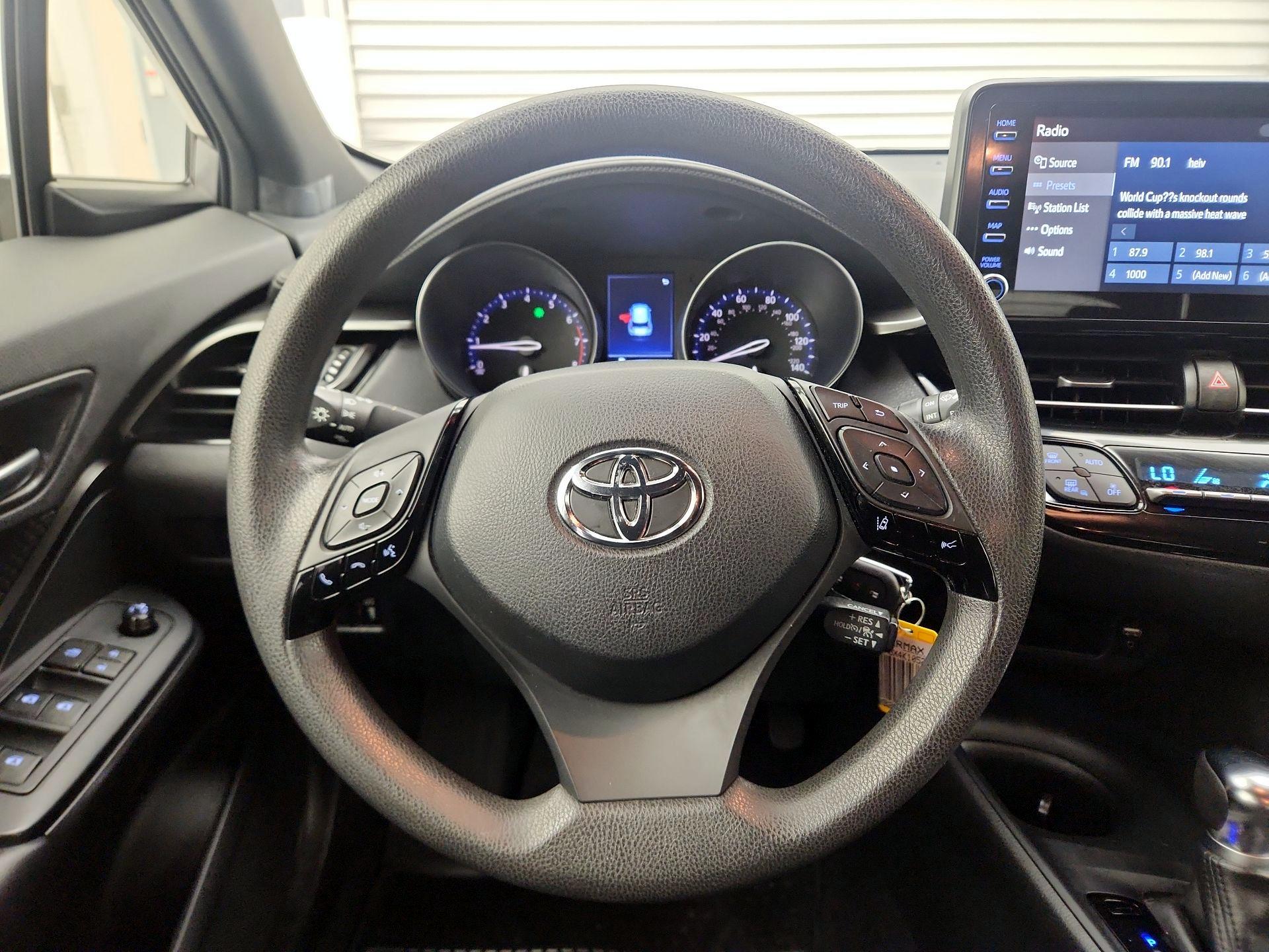 Thumbnail: 2019 Toyota C-HR - 10
