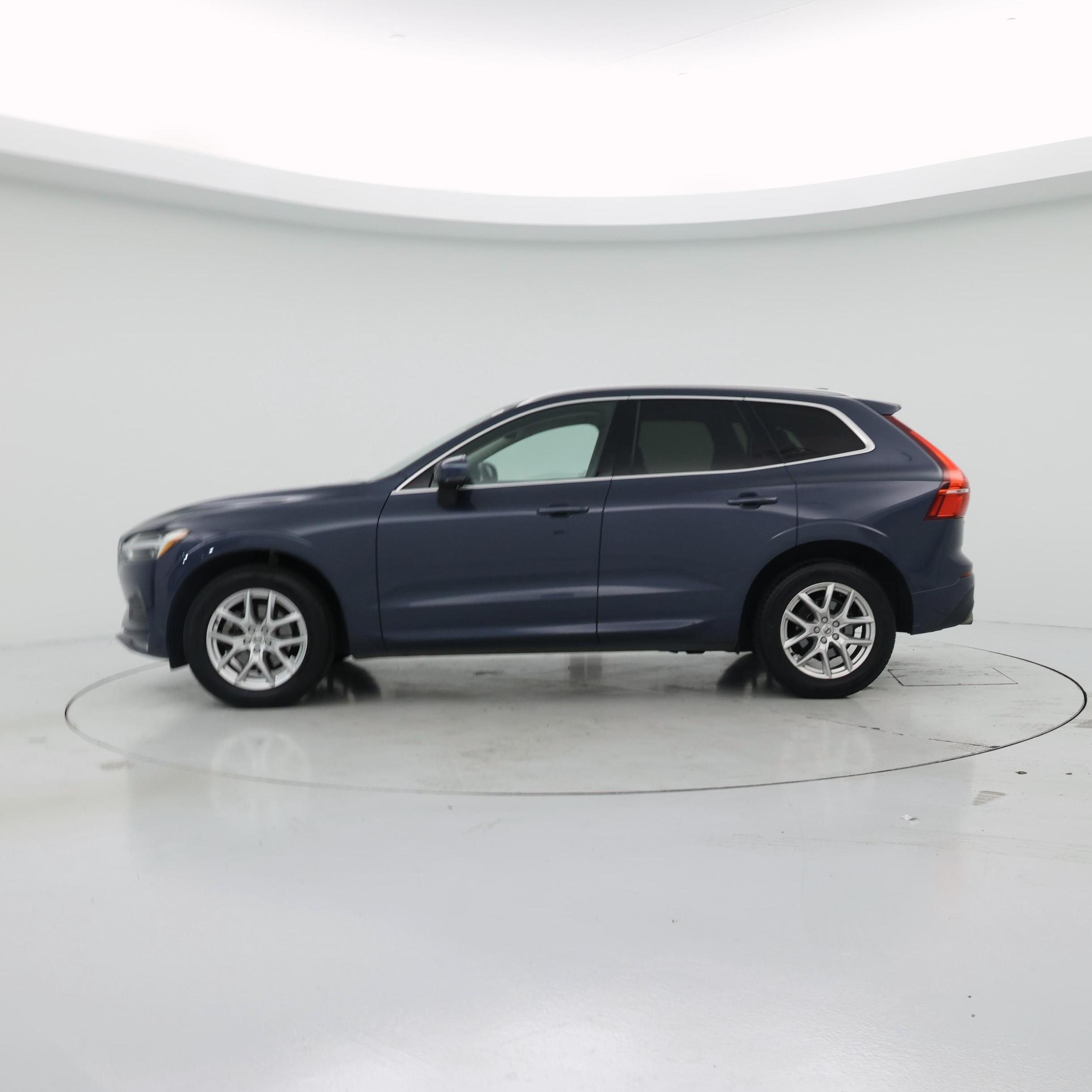 Thumbnail: 2021 Volvo XC60 - 3