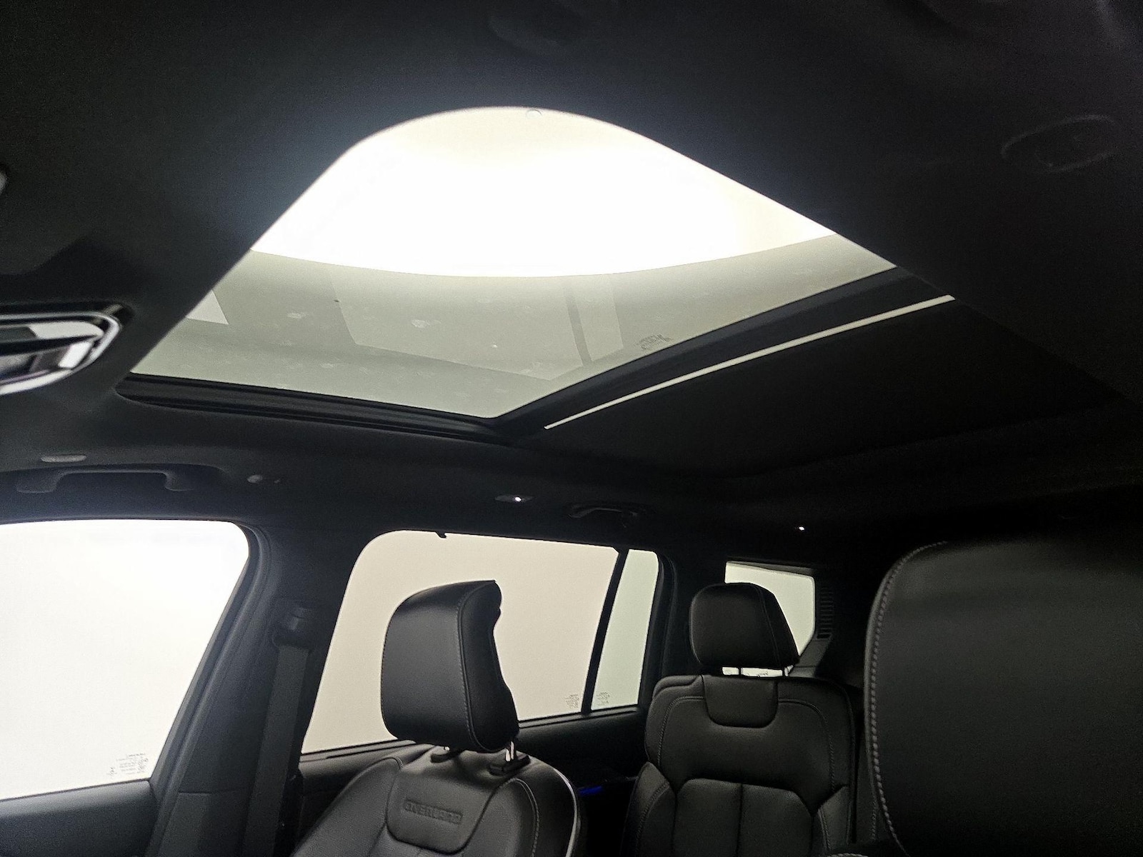 2021 Jeep Grand Cherokee L Overland - Photo 21