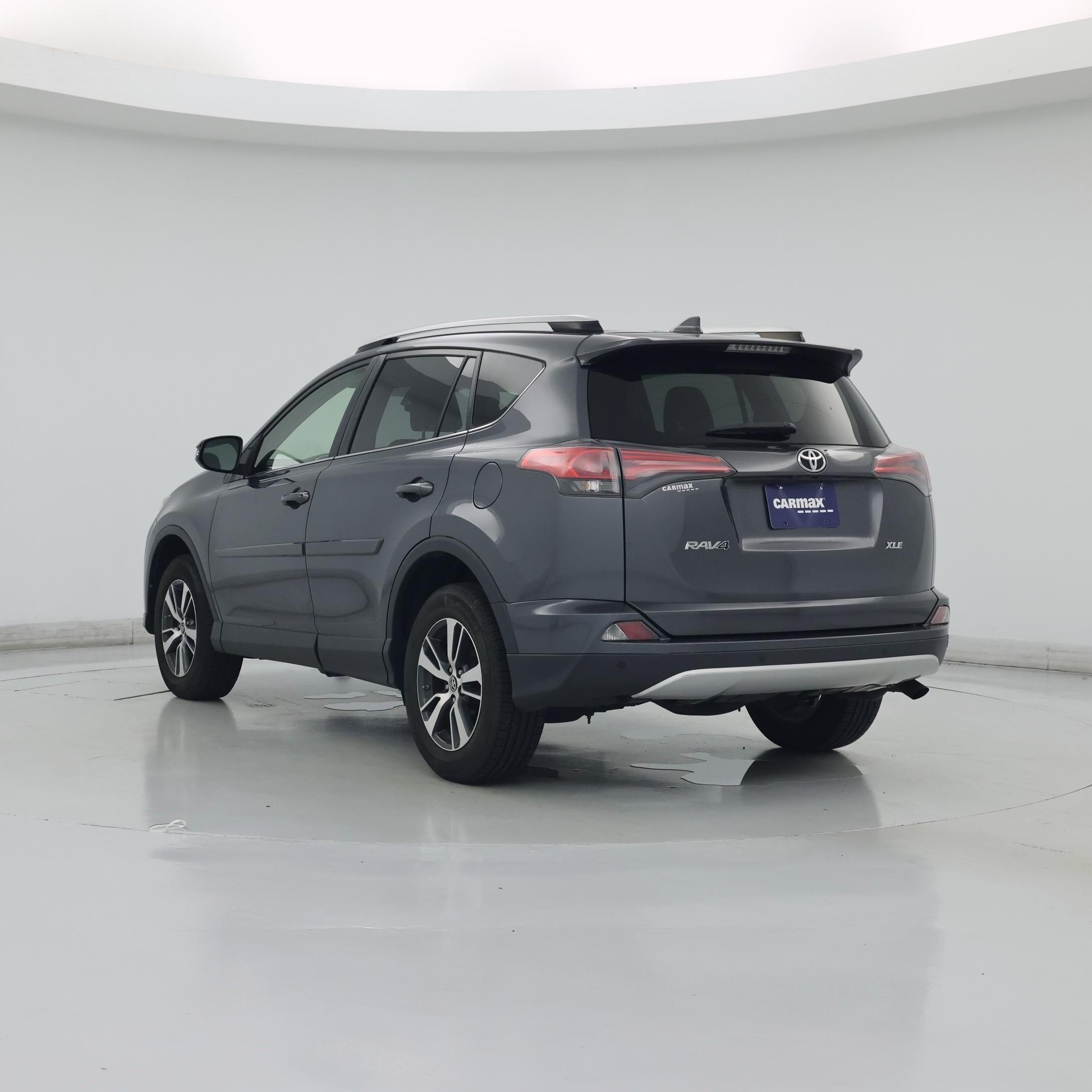 Thumbnail: 2016 Toyota RAV4 - 2