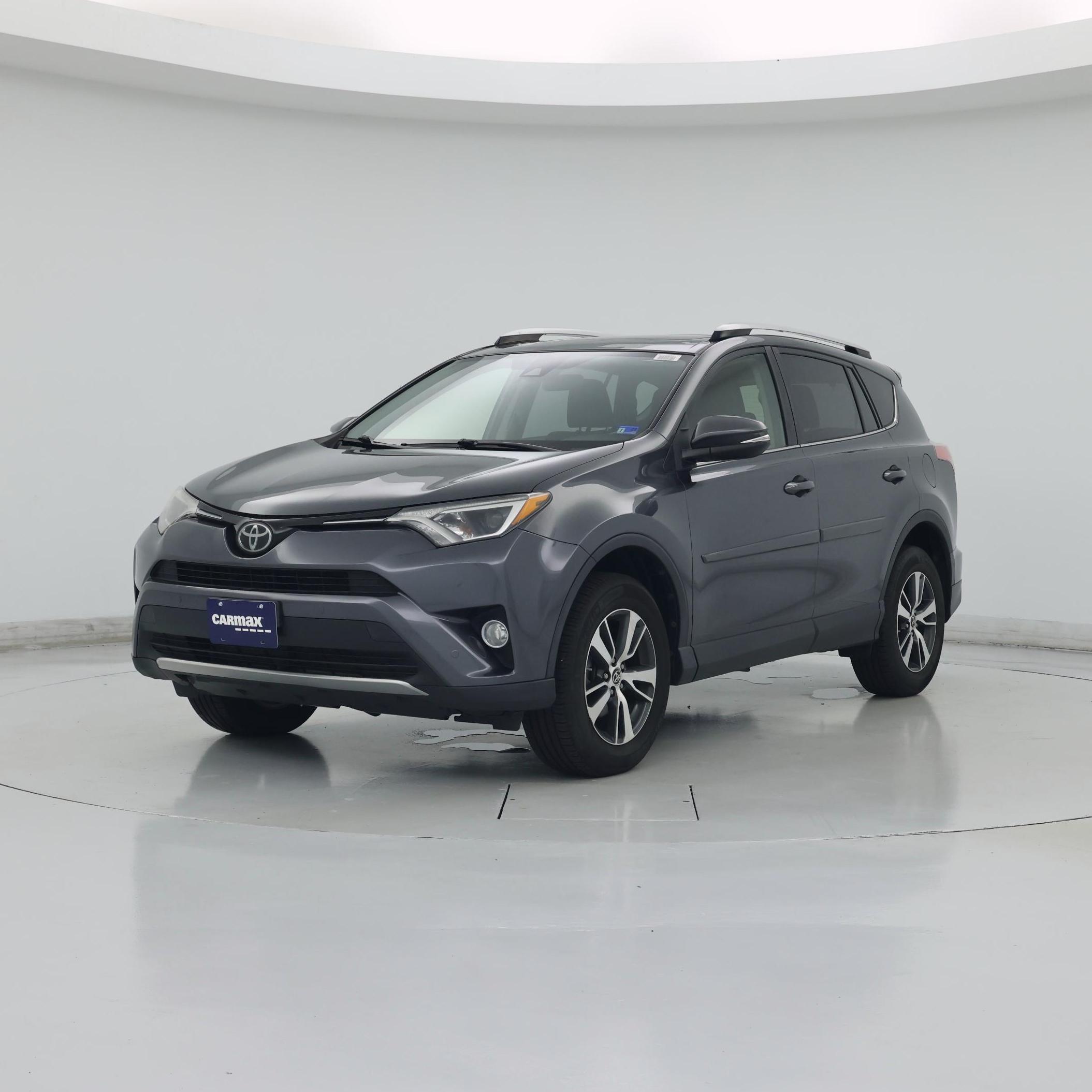 Thumbnail: 2016 Toyota RAV4 - 4