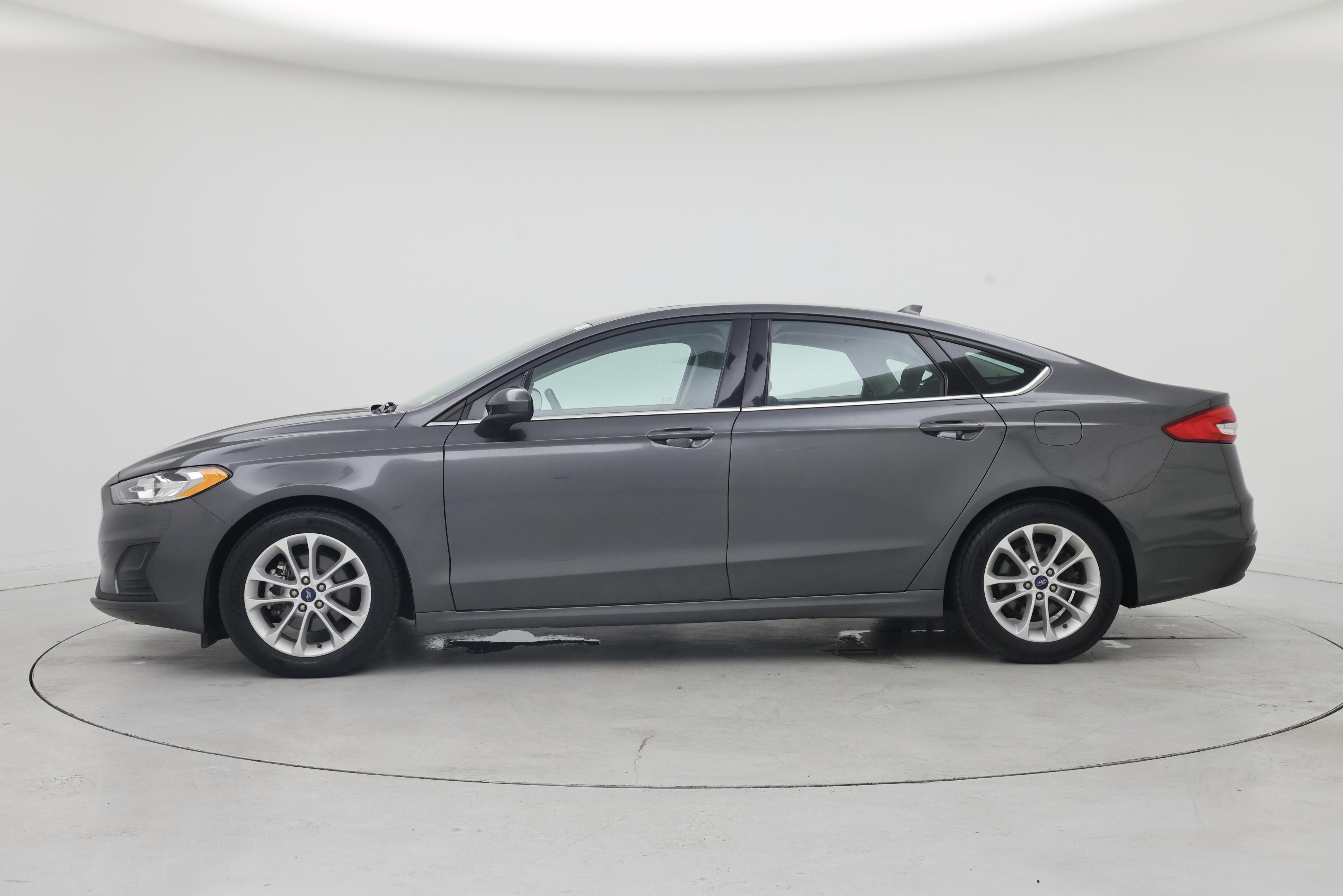 Thumbnail: 2020 Ford Fusion - 3