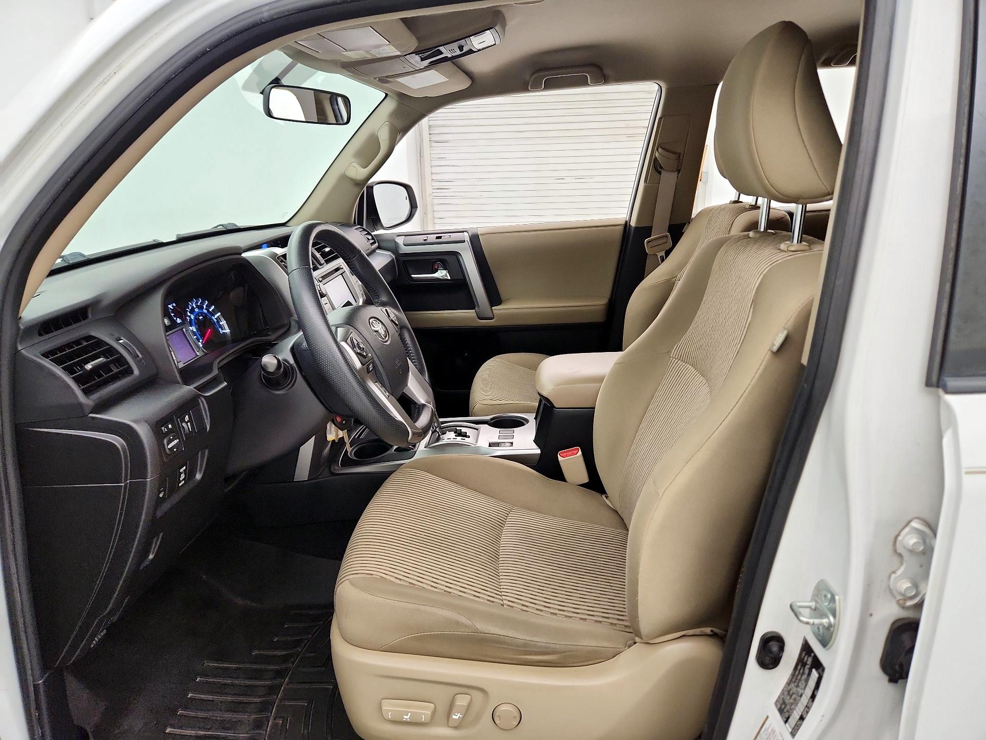 Thumbnail: 2016 Toyota 4Runner - 11